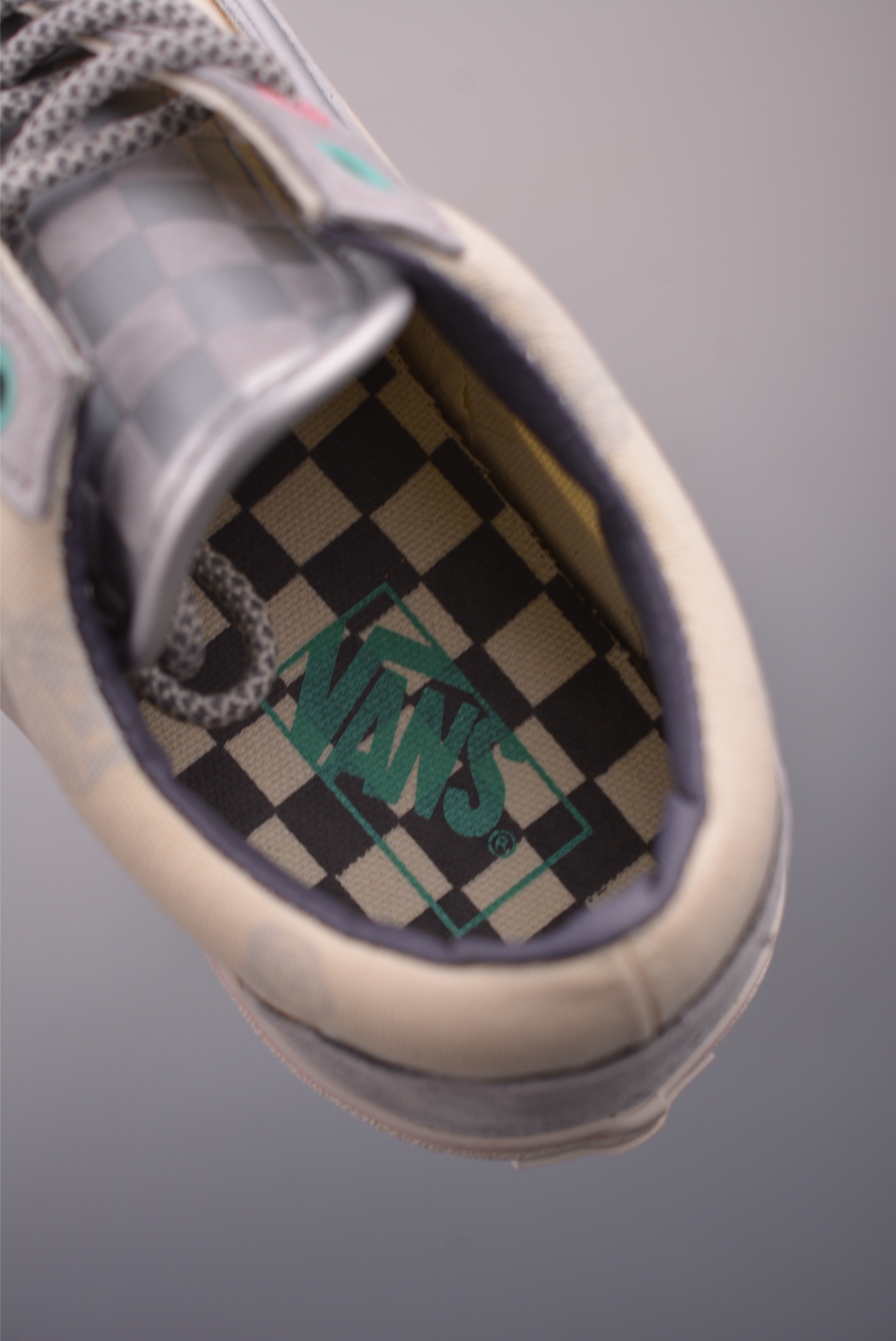 POP MART x Vans SPACE MOLLY Old Skool Low Top Sneakers 10 i1760954332233 3981 0 8