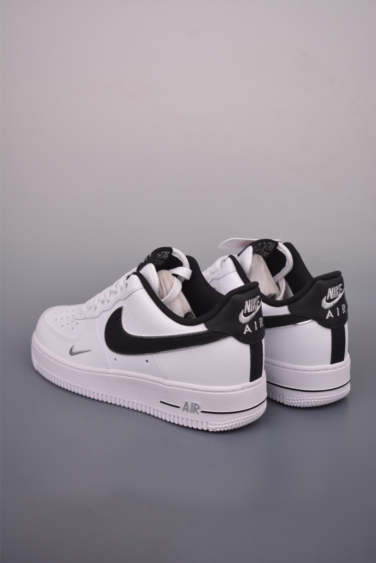 Nike Air Force 1 Low White Black Silver Label Original Sneakers 3 i1761037418625 2574 0 1