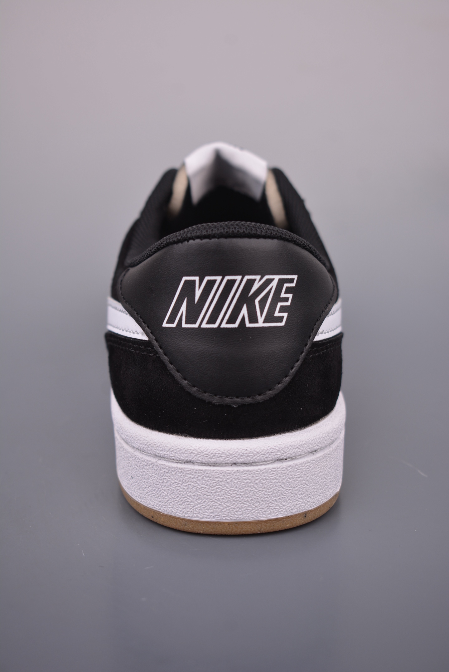 Nike SB FC Classic Black and White Skateboarding Shoes - Size 40 to 45 5 i1761038059414 3207 0 3