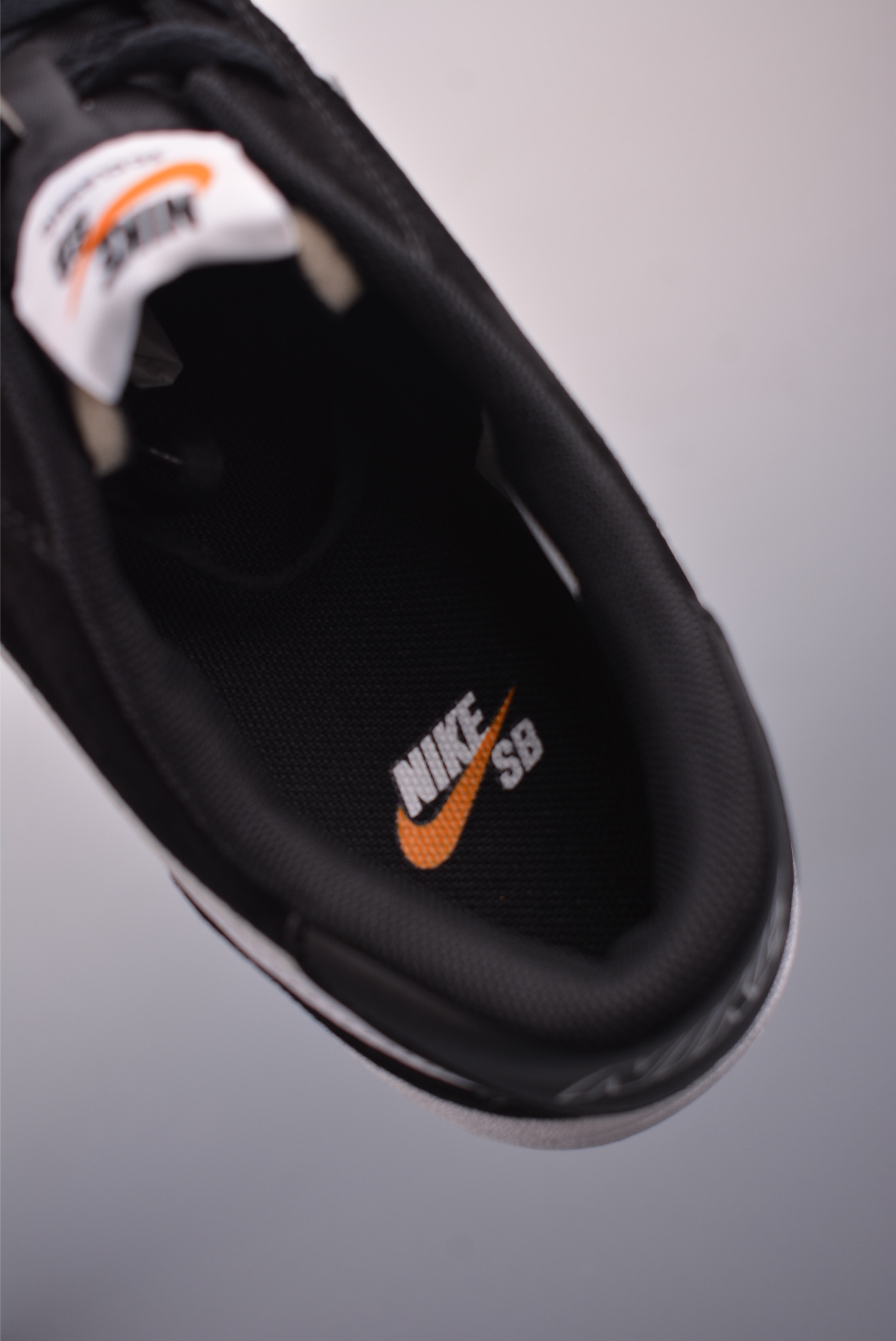 Nike SB FC Classic Black and White Skateboarding Shoes - Size 40 to 45 10 i1761038061553 4247 0 8
