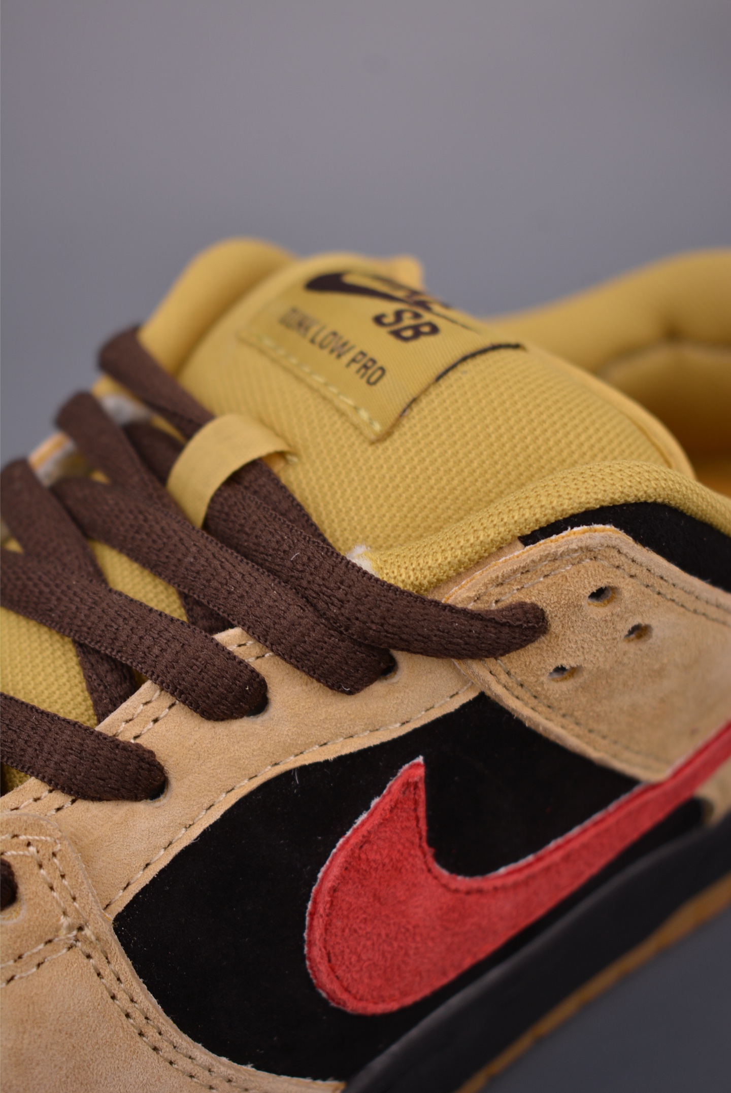 Nike SB Dunk Low Supreme Stars Black Mean Green DH3228-102 7 i1761041400105 9312 0 6