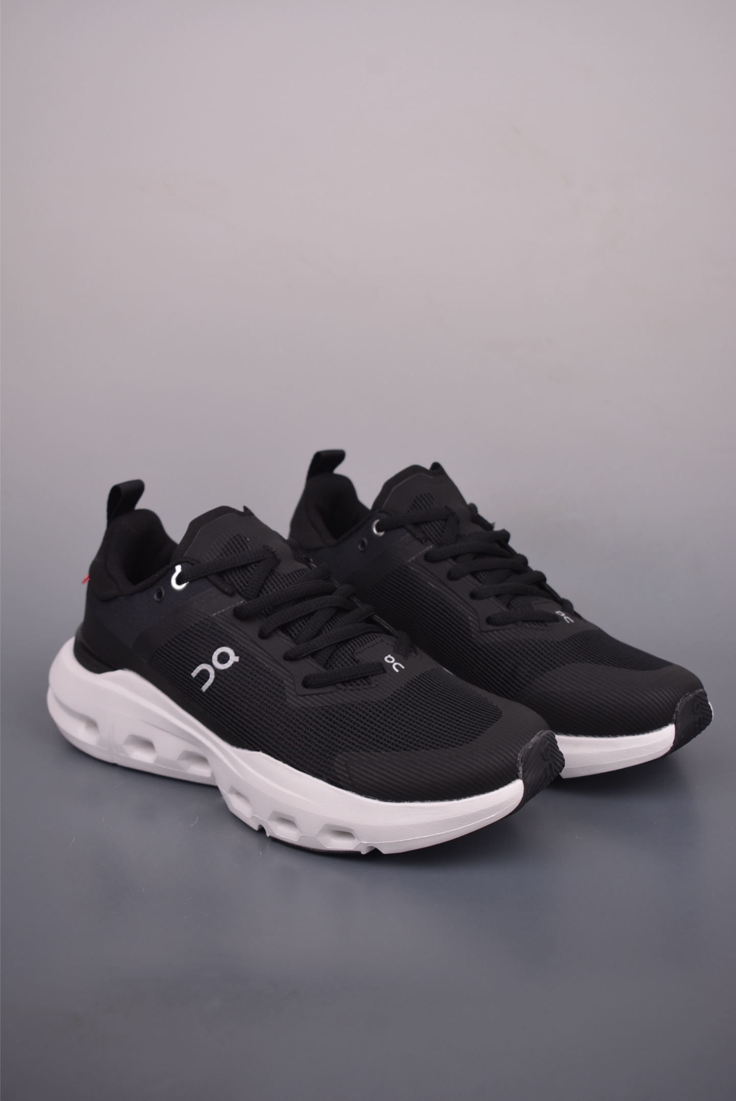 On Running Cloud X 4 Outdoor Street Functional Running Shoes - Black/White