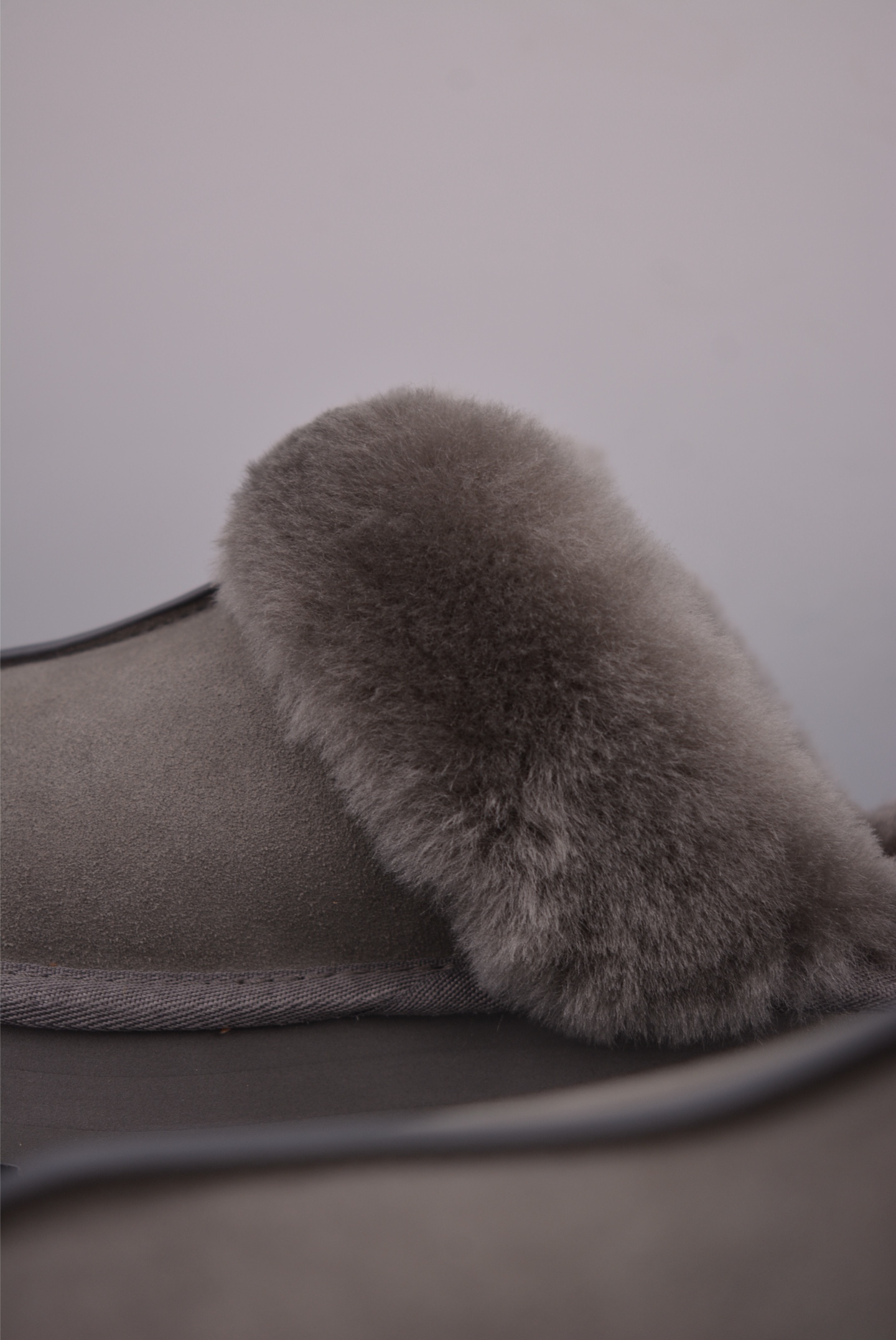 UGG Women's Disquette Slipper - Cozy Sheepskin Lining, Lightweight Platform 9 i1761045422199 151 0 7