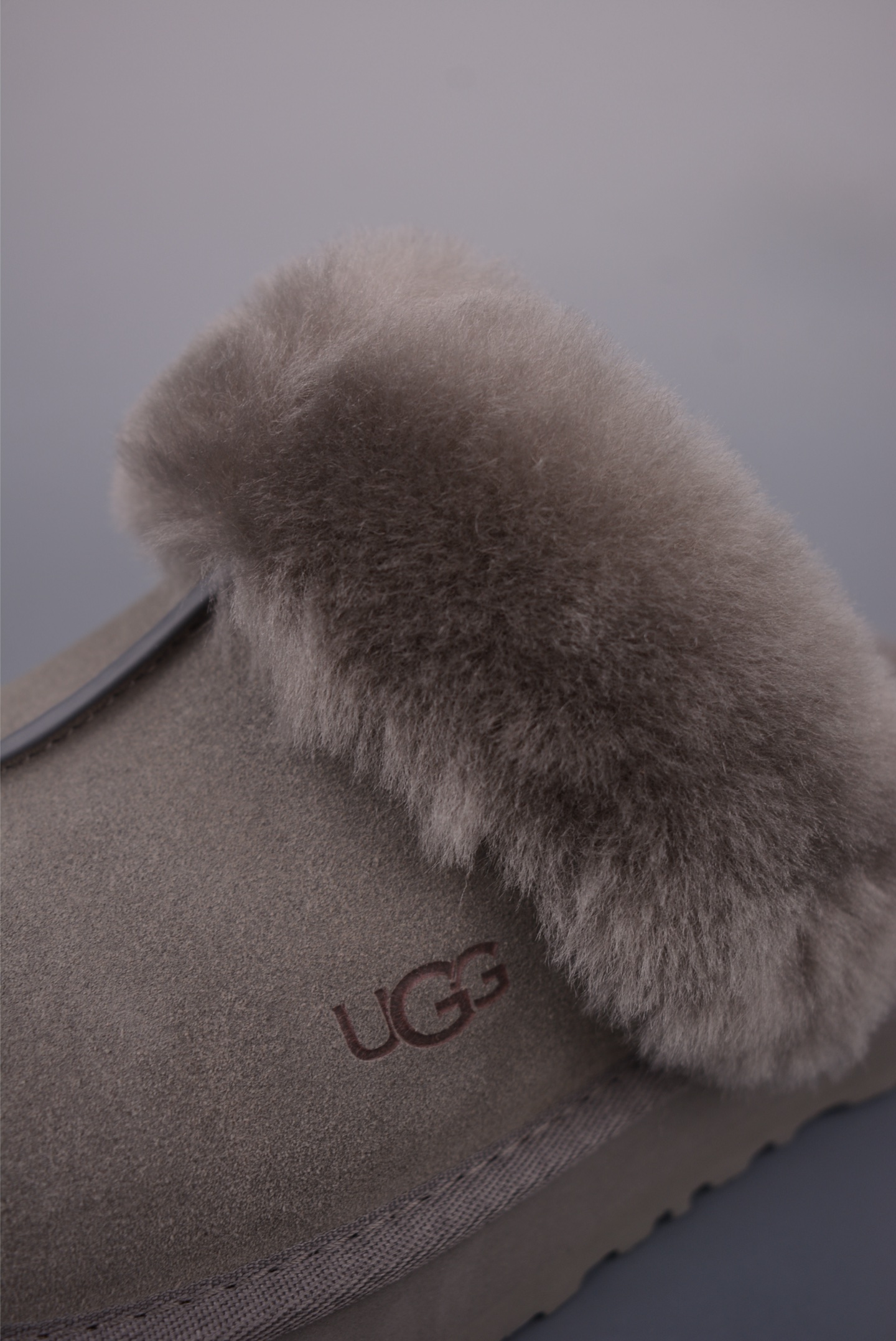UGG Women's Disquette Slipper - Cozy Sheepskin Lining, Lightweight Platform 8 i1761045424406 3539 0 6