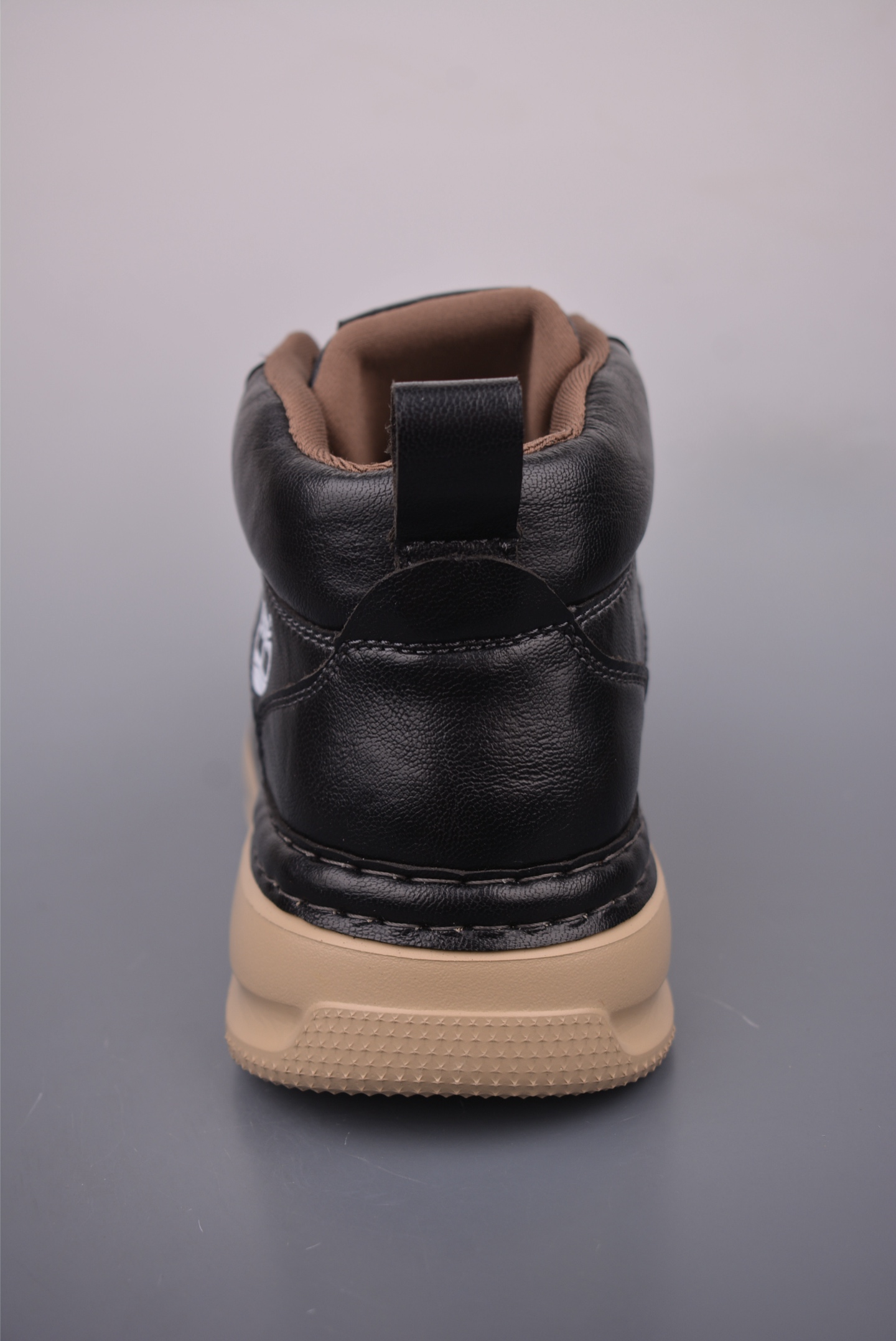 220 Timberland添柏岚/天伯伦 经典款 23ss新款中帮 TB99858