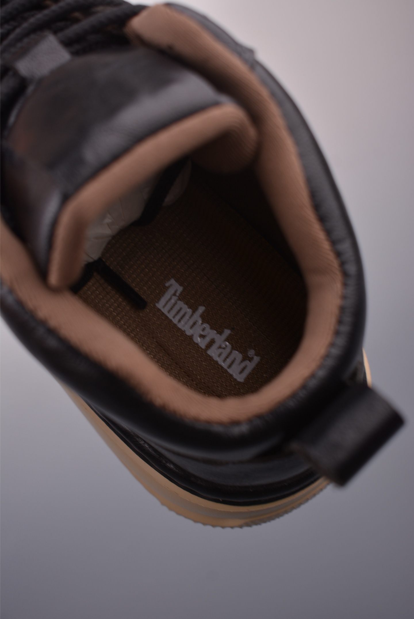 220 Timberland添柏岚/天伯伦 经典款 23ss新款中帮 TB99858