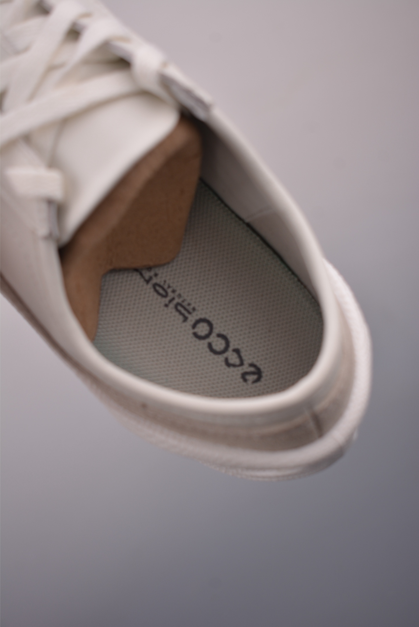 ECCO Women's Retro Street Style Sneakers - Classic, Versatile, and Comfortable 9 i1761046603801 9205 0 8