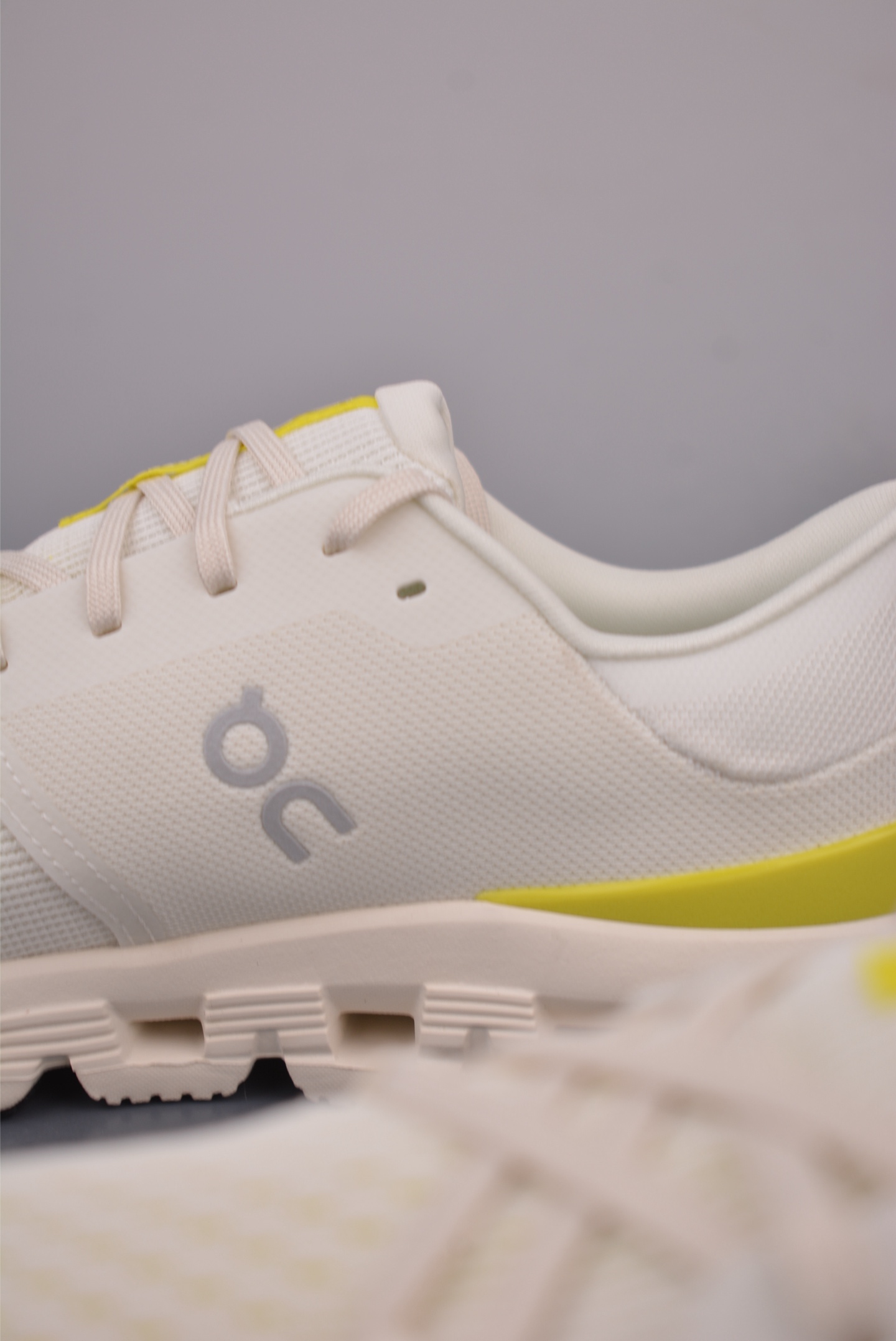 On Cloud X 4 Women's Running Shoes | Outdoor Street Style | Lightweight 9 i1761082034216 331 0 7