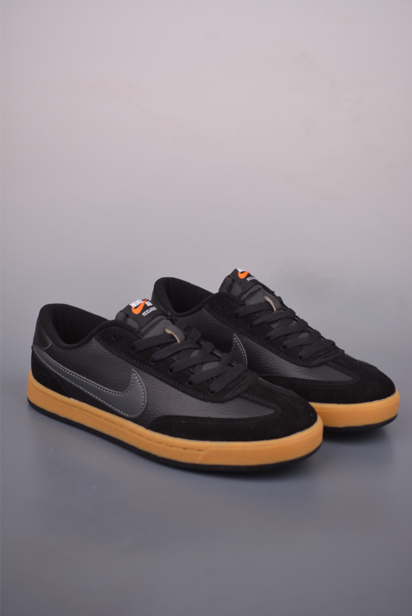 Nike SB FC Classic Black Skate Shoes Anti-Slip Lightweight Size 39-45 2 i1761084030181 2927 0 0