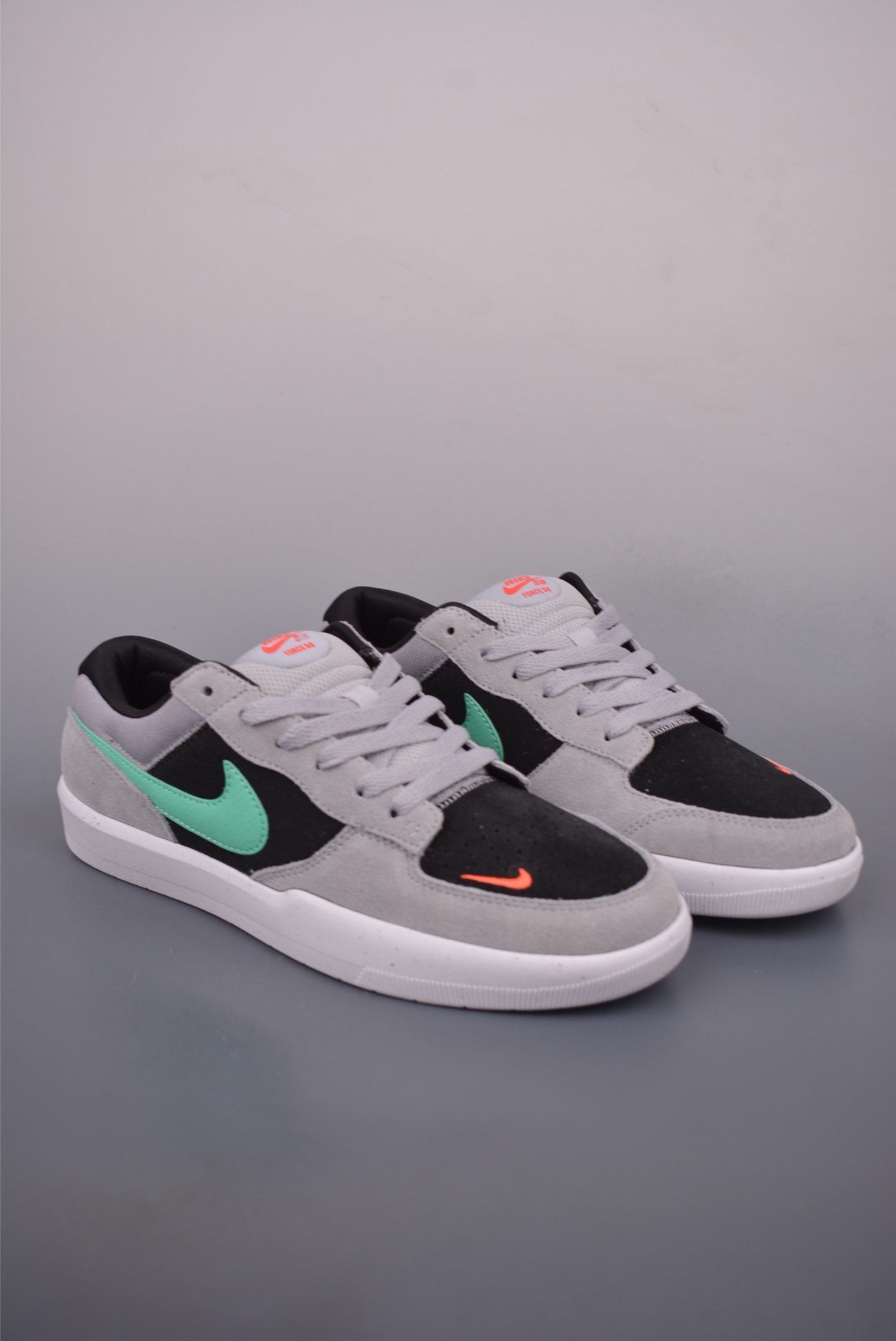 Nike SB Force 58 Skate Shoes - Durable, Flexible, and Classic Basketball Style