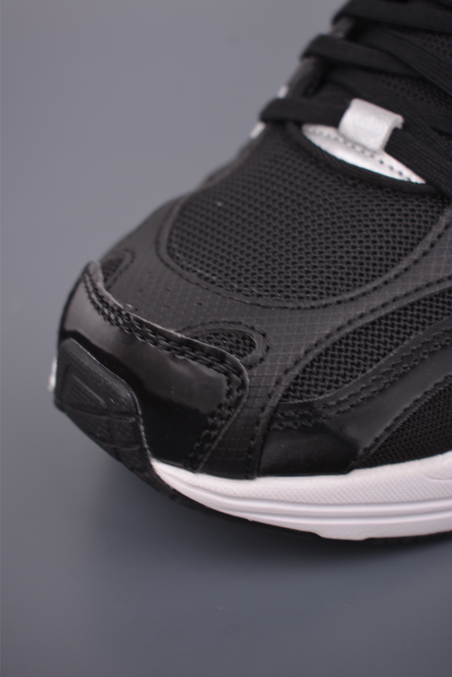 170 阿迪达斯Adidas Originals Astir W 阿斯蒂尔系列老爹风复古透气缓震 休闲运动慢跑鞋 GY5260