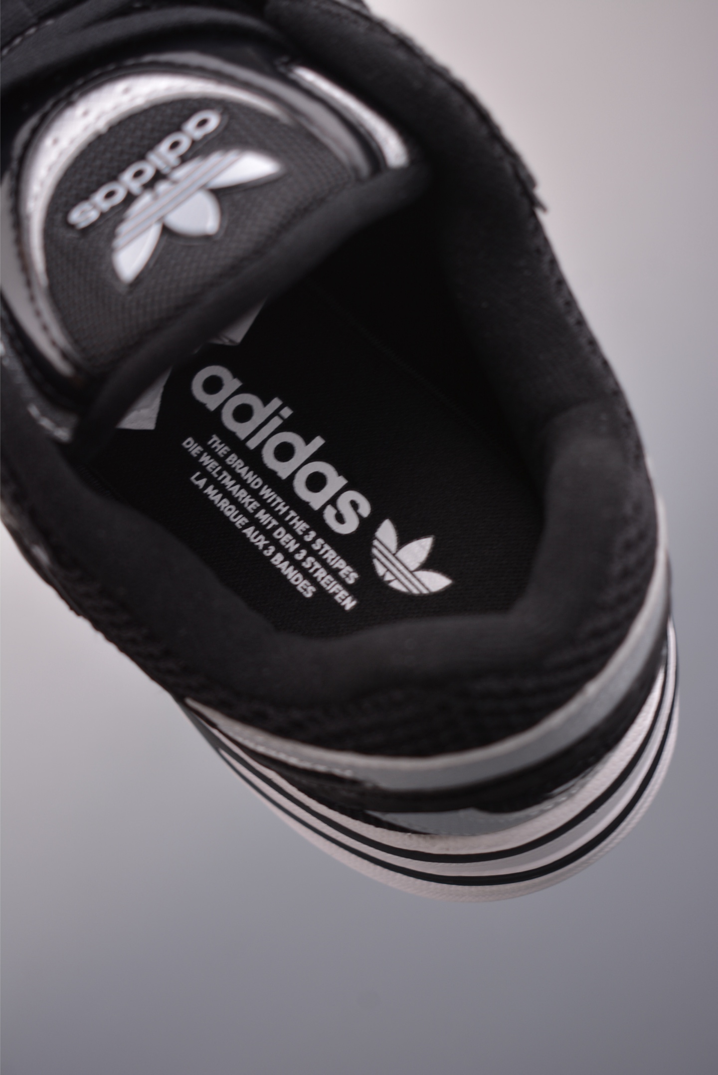 170 阿迪达斯Adidas Originals Astir W 阿斯蒂尔系列老爹风复古透气缓震 休闲运动慢跑鞋 GY5260