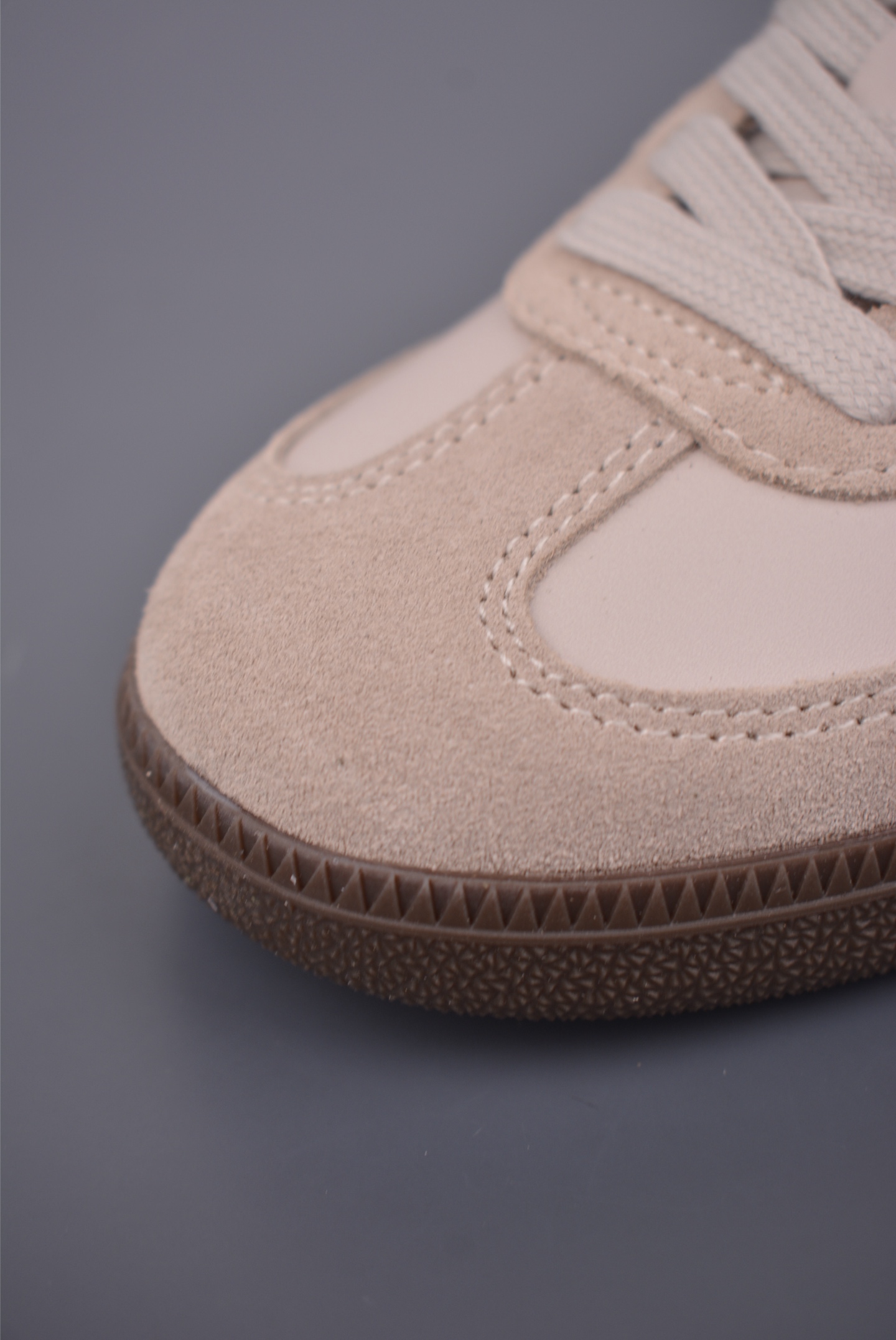 180 Adidas Samba 复古桑巴板鞋 JR0893