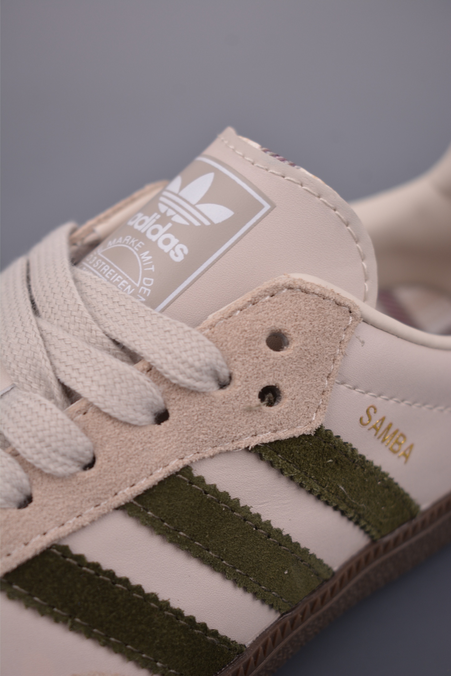 180 Adidas Samba 复古桑巴板鞋 JR0893