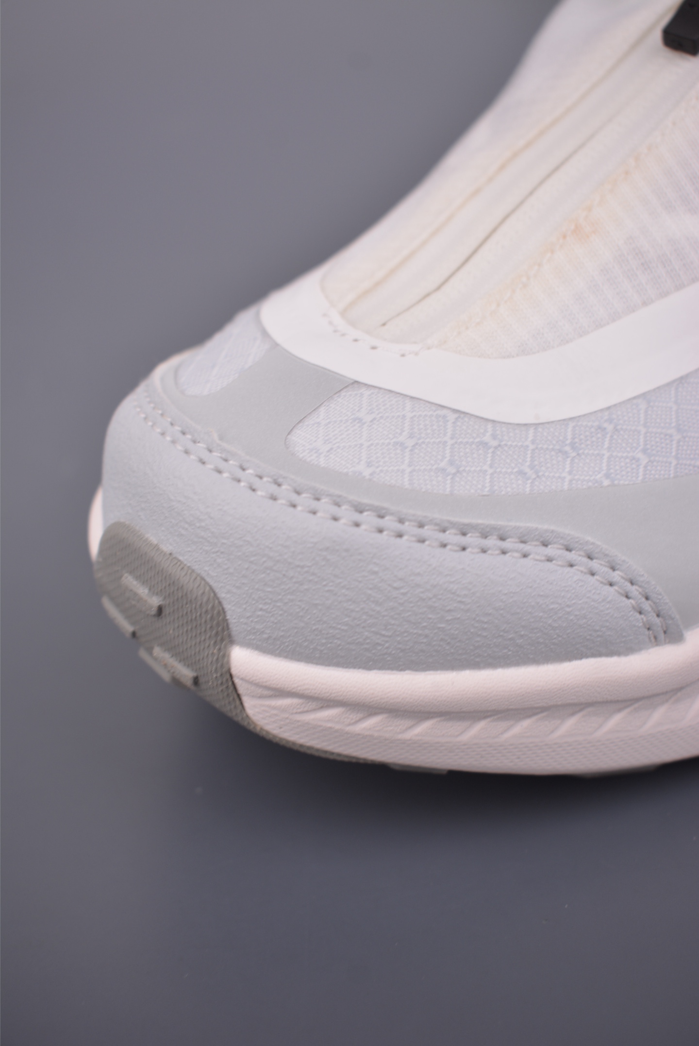 180 HOKA ONE ONE U PROJECT TRANSPO 低帮专业越野跑步鞋 1162850