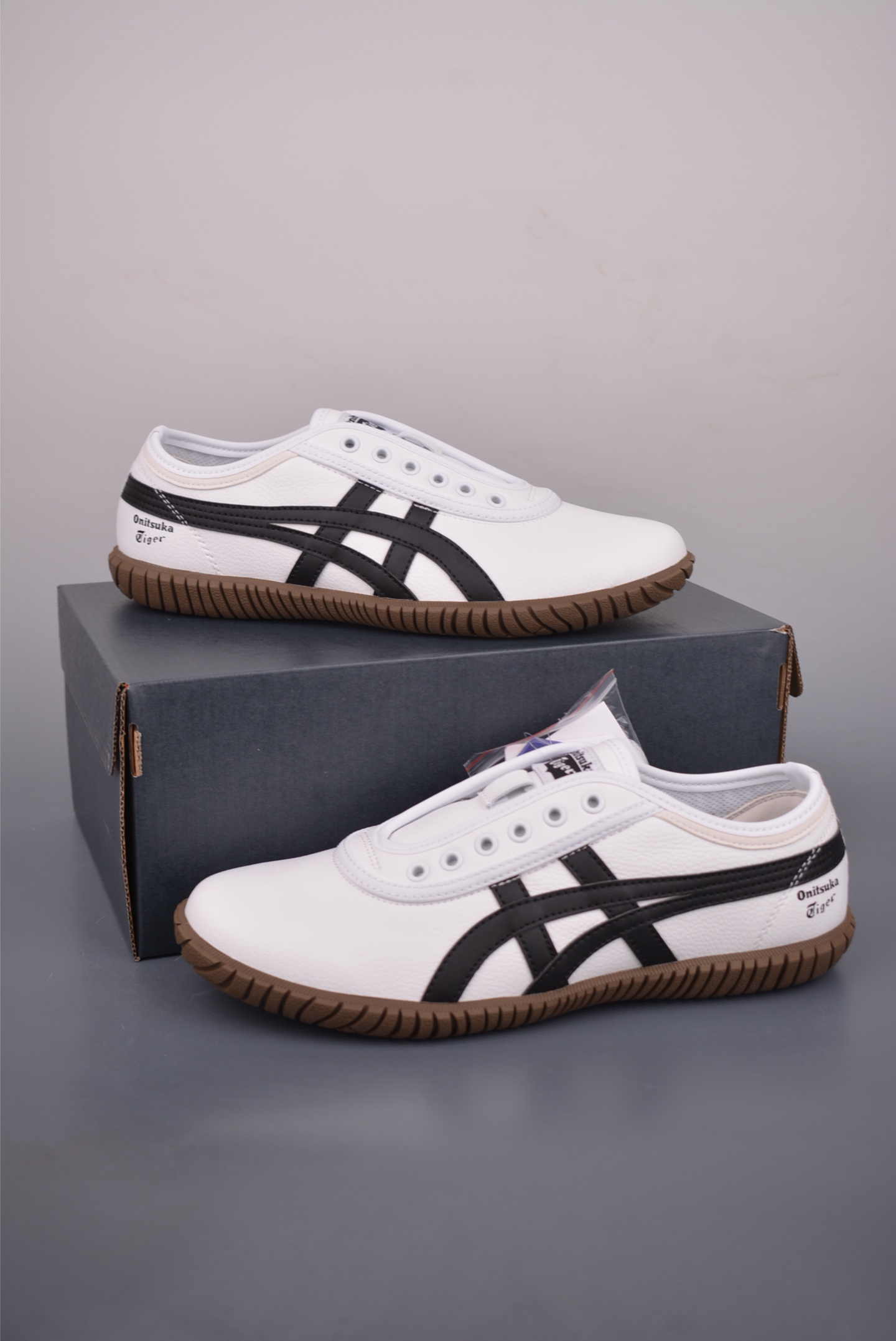 170 Onitsuka Tiger Tsunahiki Slip-on 鬼塚虎舒适百搭生活休闲鞋 1183C529