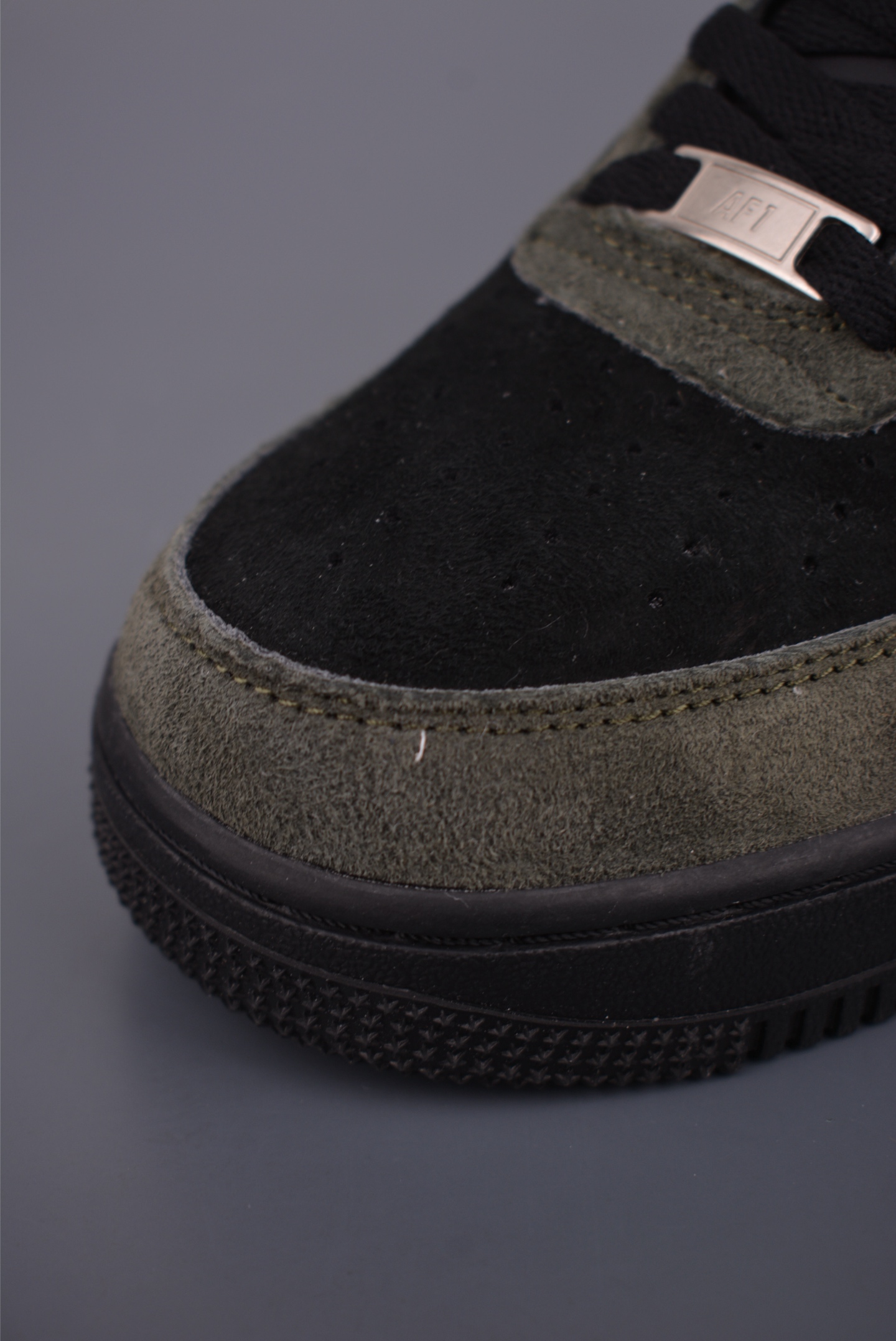 260 Nike Air Force 1 Low 军绿黑 ZH0316-132