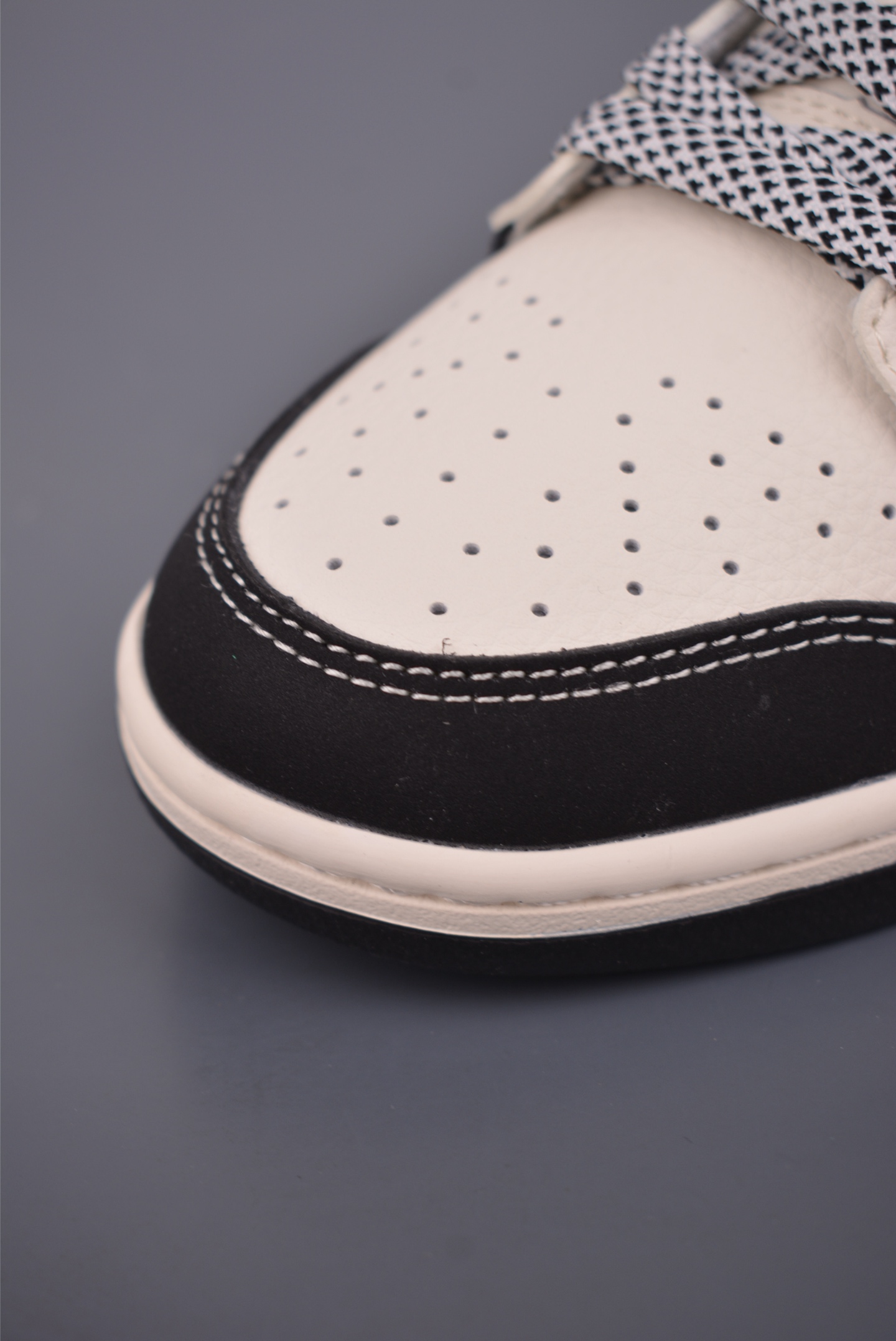 Nike SB Dunk Low Gucci联名 JP1628-021