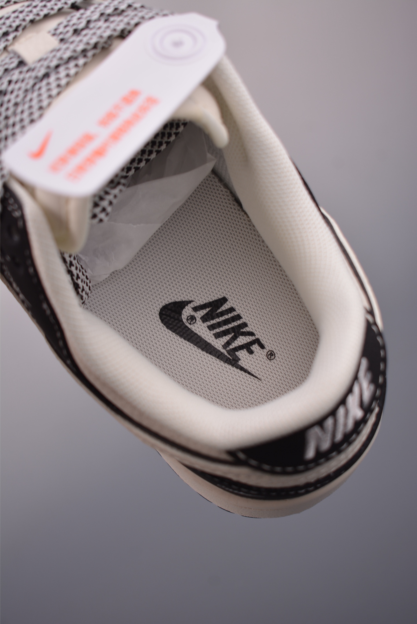 Nike SB Dunk Low Gucci联名 JP1628-021