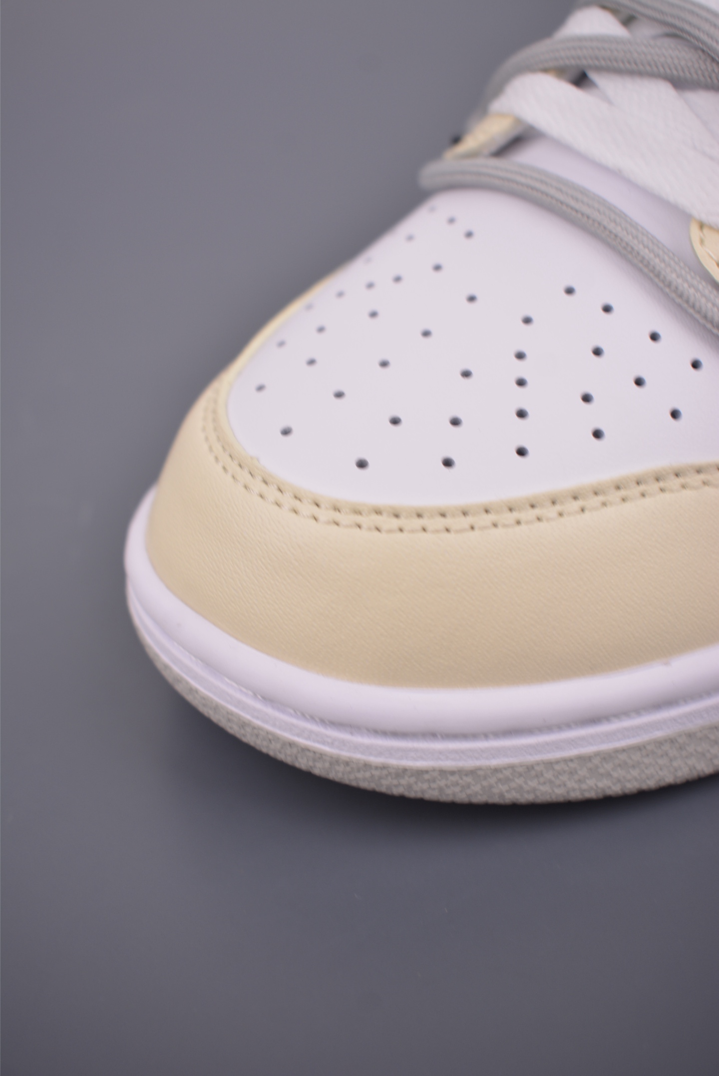 220 Nike SB Dunk Low 解构绑带 HF5441-105