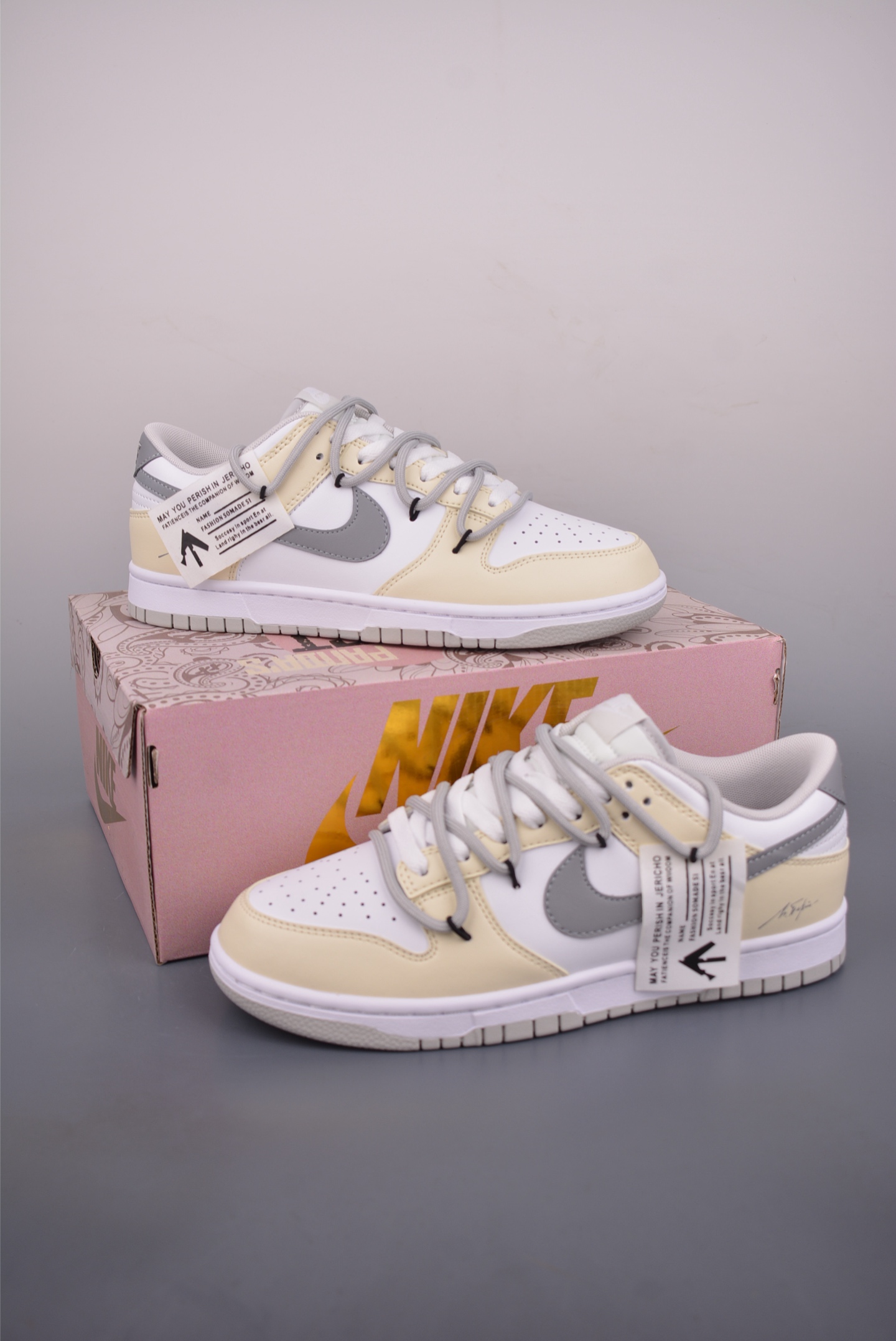 220 Nike SB Dunk Low 解构绑带 HF5441-105
