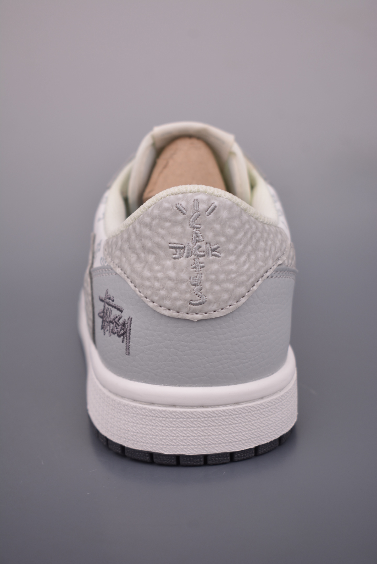 260 Fragment x Travis Scott x 斯图西 Air Jordan 1 Low 解构鞋带 三方联名倒钩 DZ5899-026