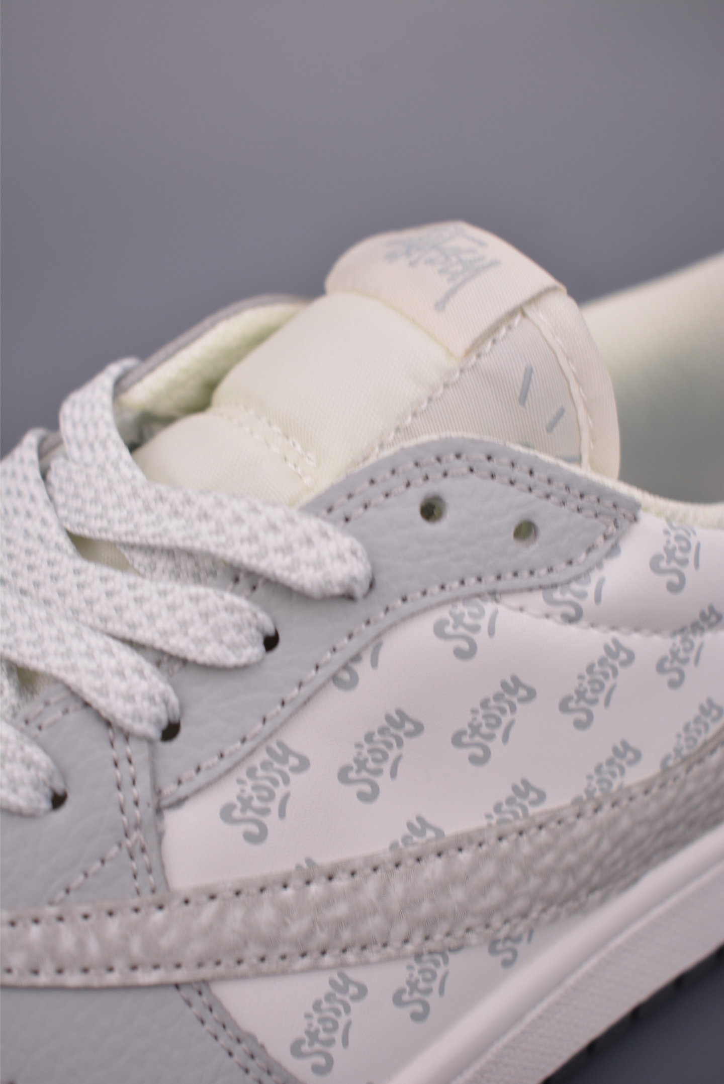 260 Fragment x Travis Scott x 斯图西 Air Jordan 1 Low 解构鞋带 三方联名倒钩 DZ5899-026