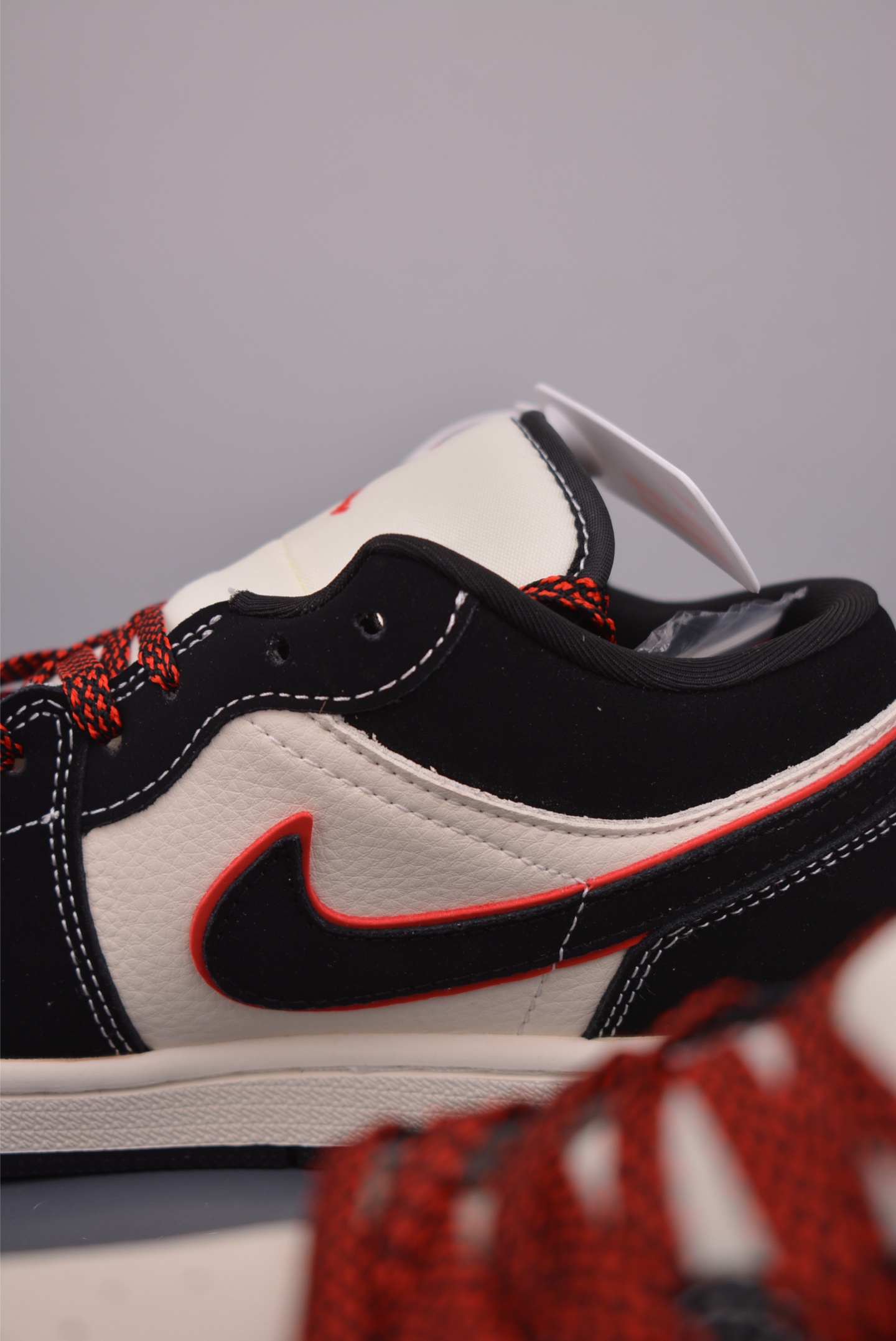 280 Nike Jordan Air Jordan 1 Supreme联名 QJ2025-002