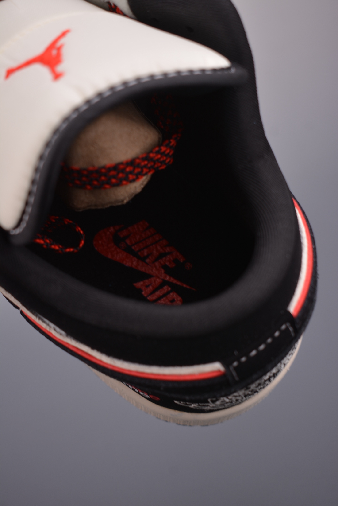 280 Nike Jordan Air Jordan 1 Supreme联名 QJ2025-002