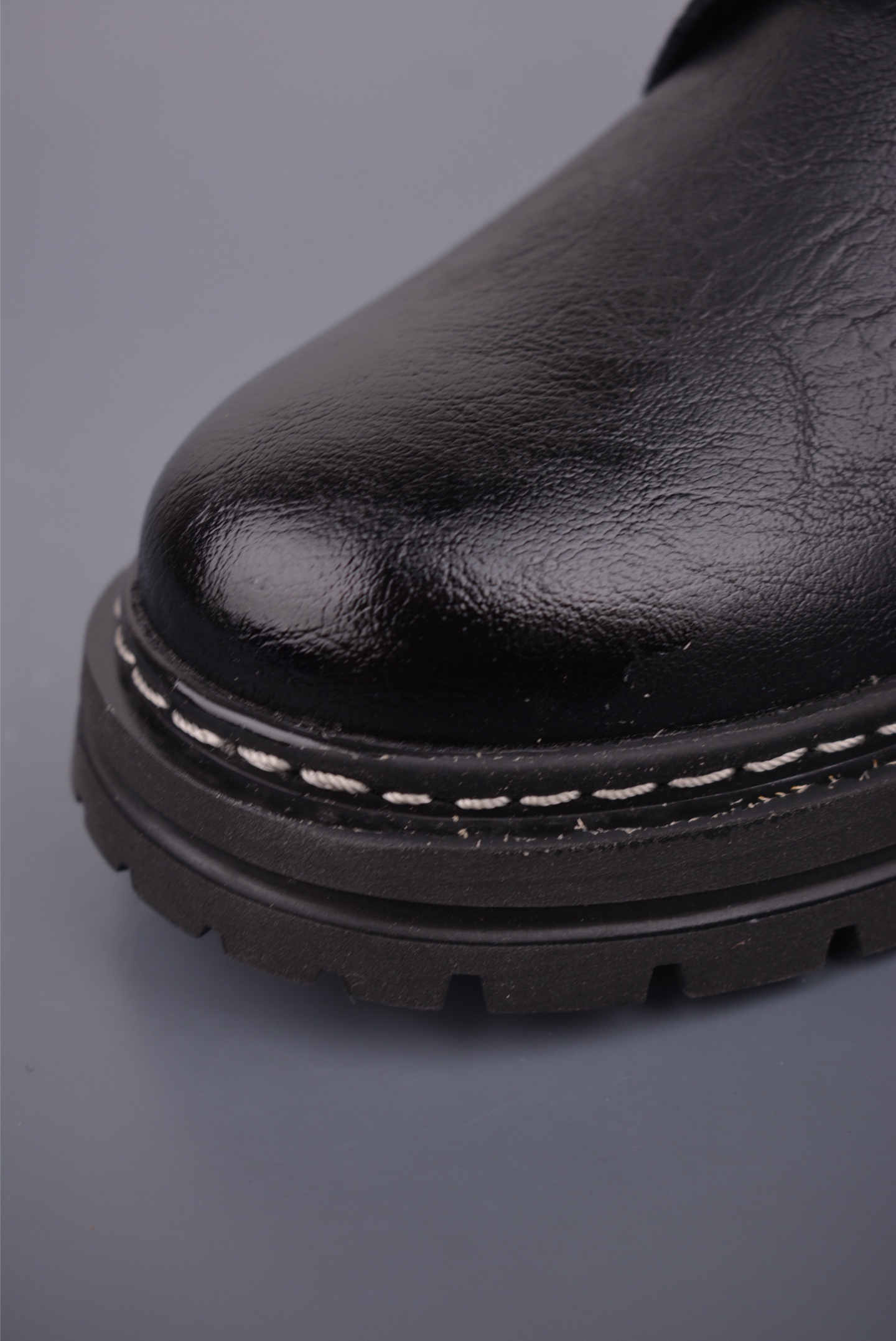 220 Timberland添柏岚/天伯伦 经典款 23ss新款中帮 TB99776