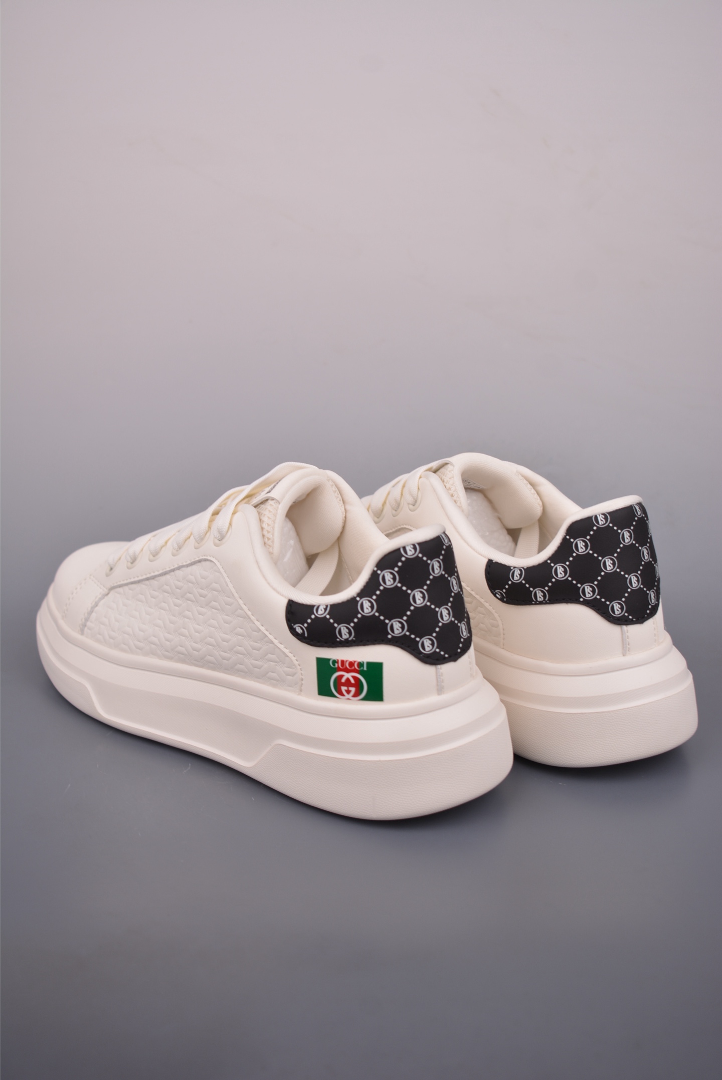 220 GUCCI 古驰今年最新款男鞋 香港-专柜同步 60818S