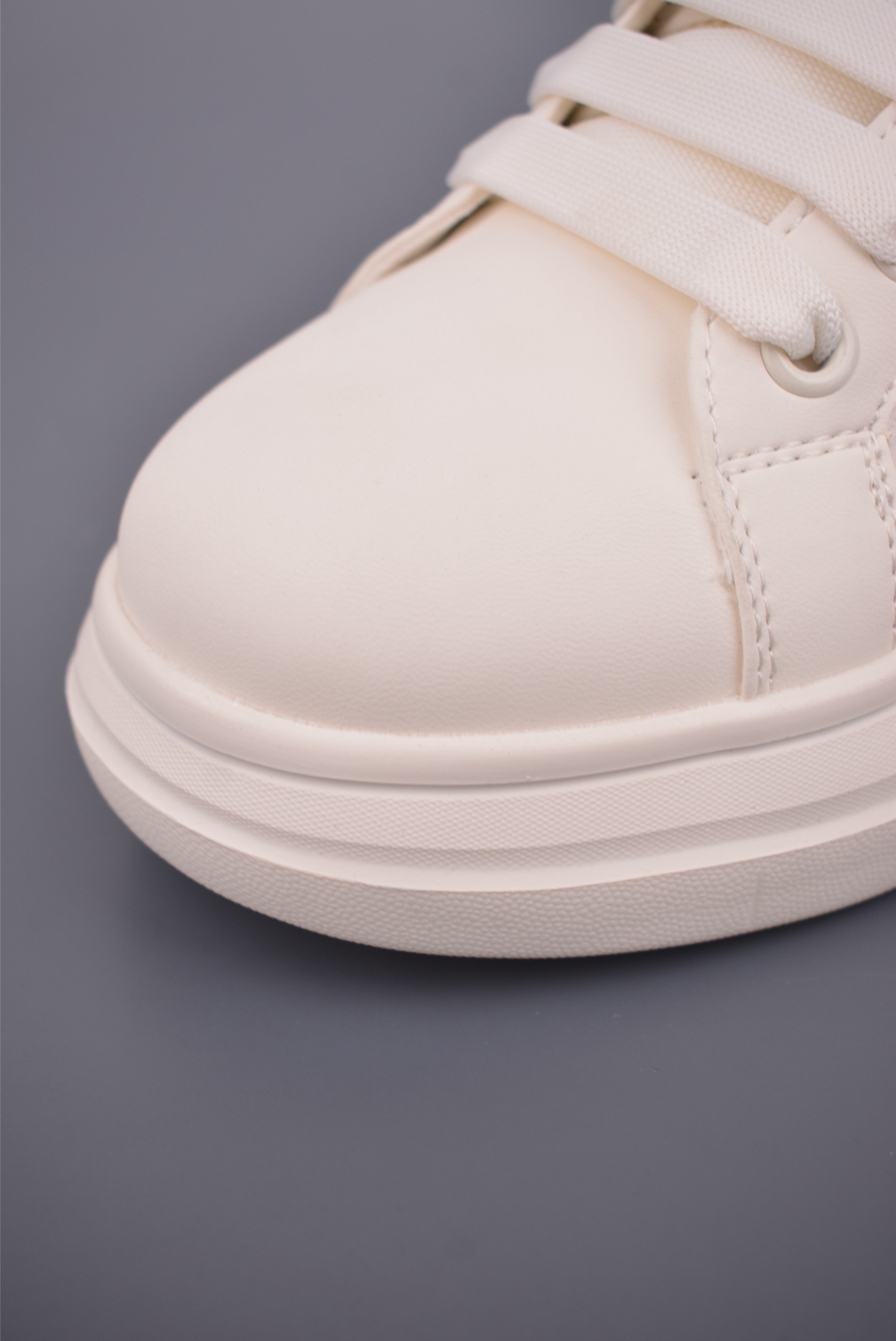 220 GUCCI 古驰今年最新款男鞋 香港-专柜同步 60818S