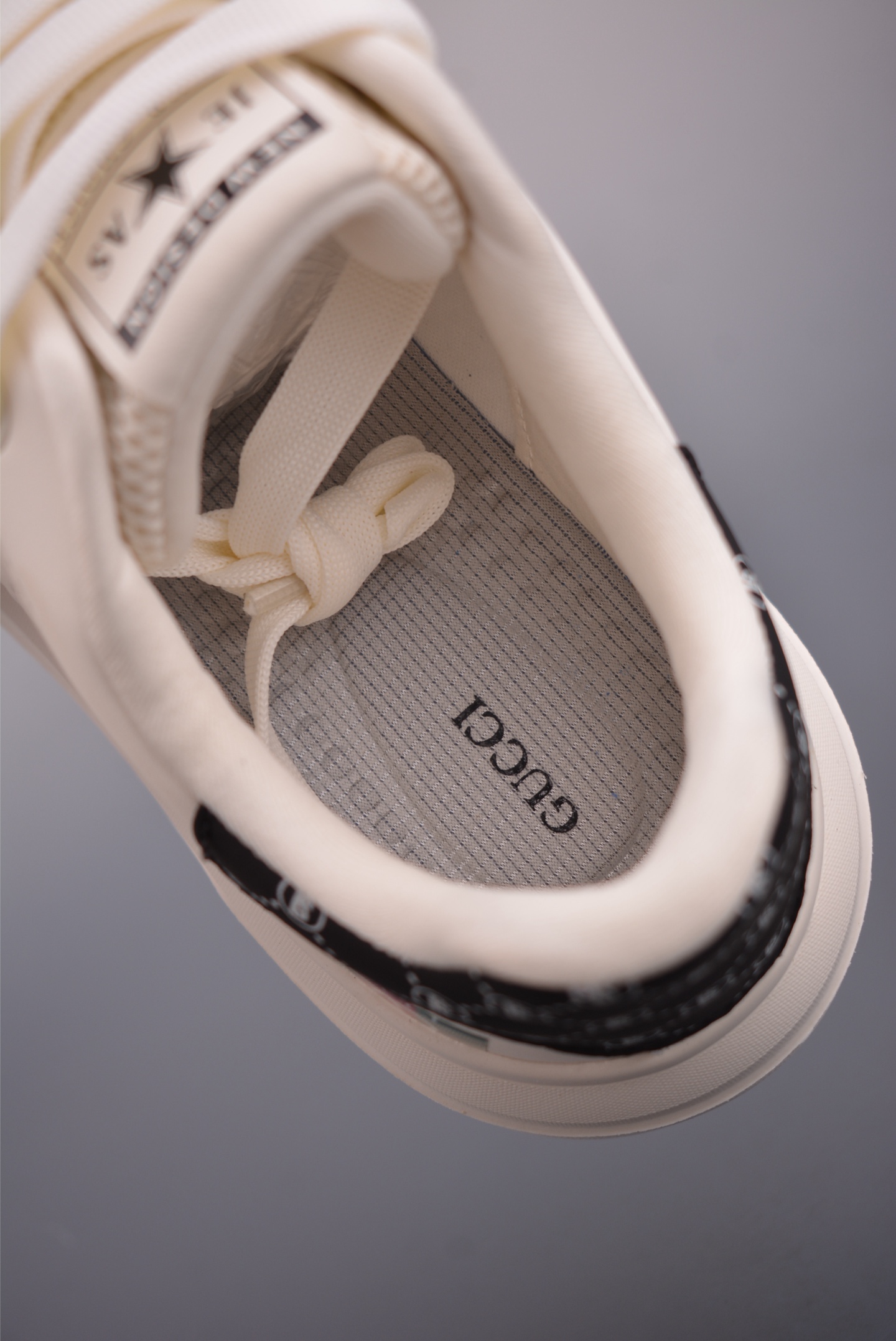 220 GUCCI 古驰今年最新款男鞋 香港-专柜同步 60818S