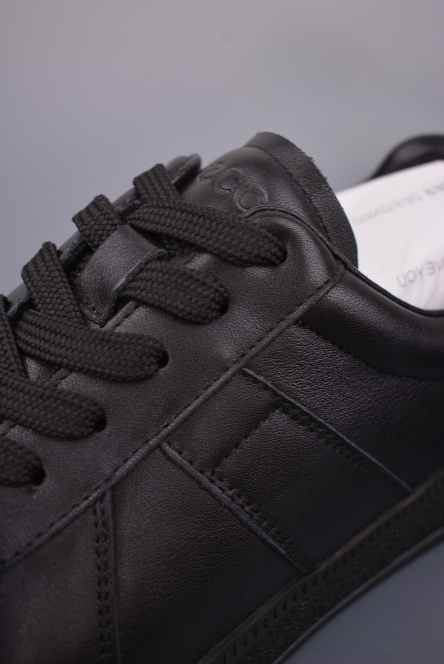 300 ECCO爱步男鞋德训鞋秋 经典时尚百搭舒适小白鞋男 635398