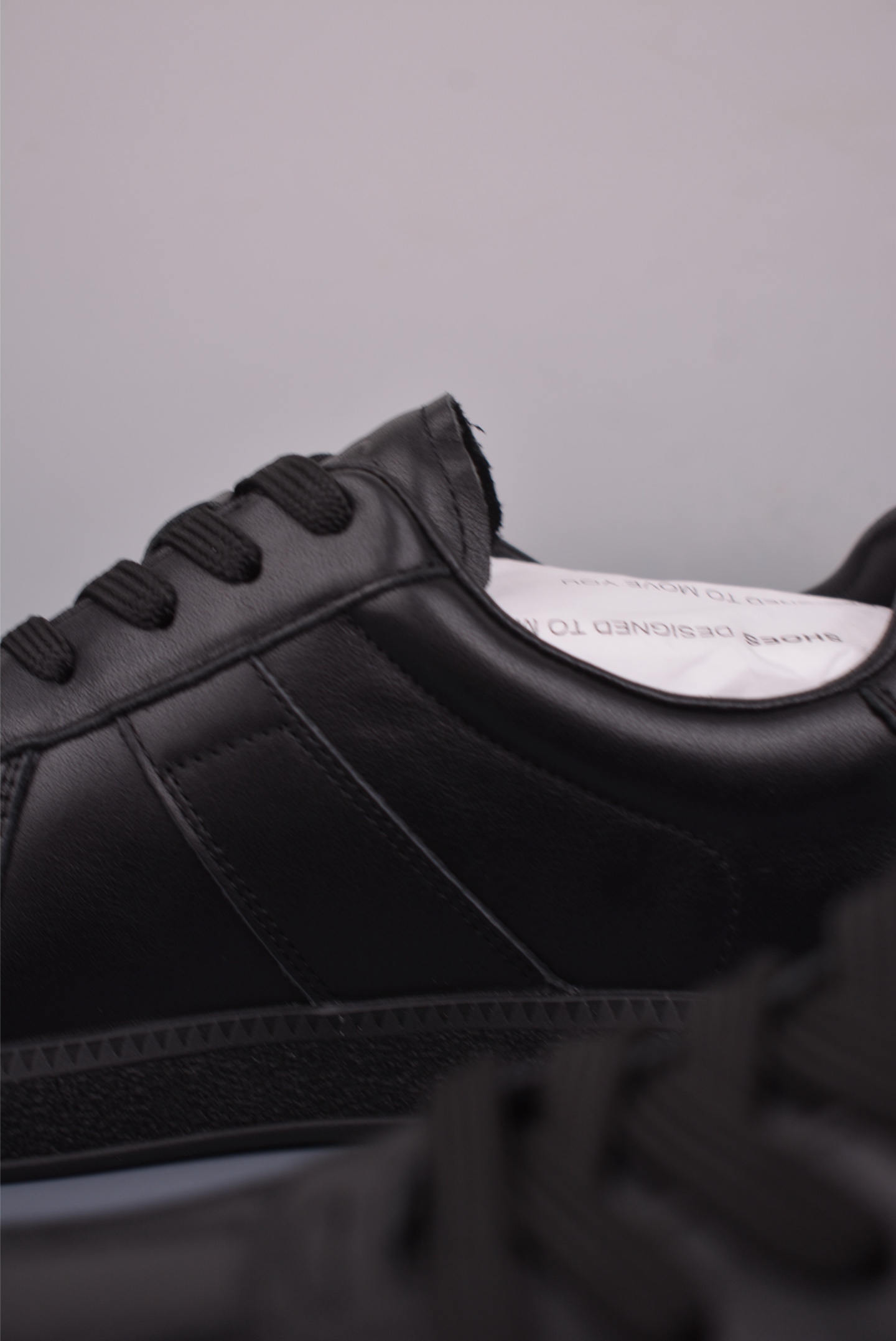 300 ECCO爱步男鞋德训鞋秋 经典时尚百搭舒适小白鞋男 635398