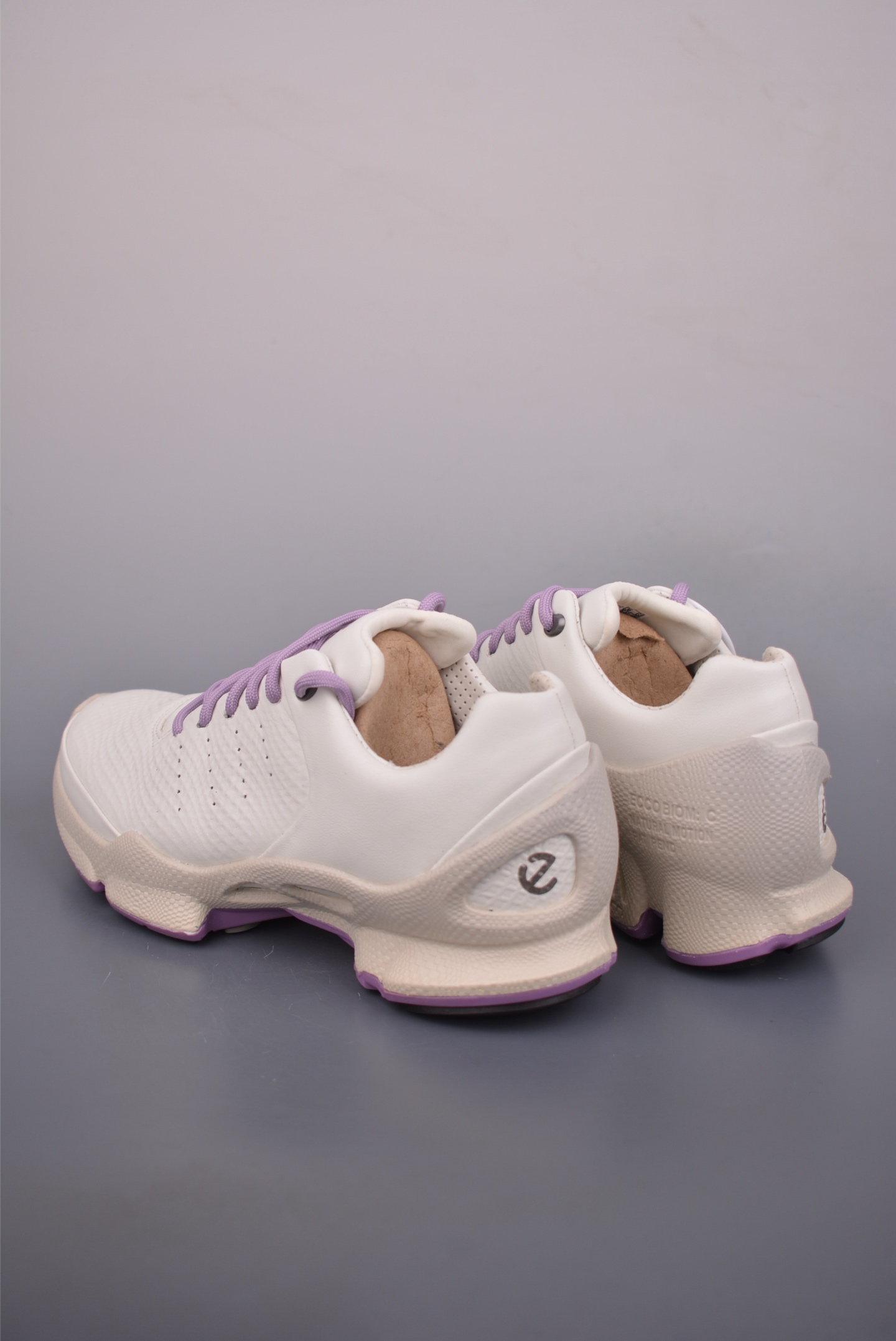 300 ECCO爱步老爹鞋女子夏季新款 全头层百搭潮流户外运动鞋 健步BIOM系列新款 800433