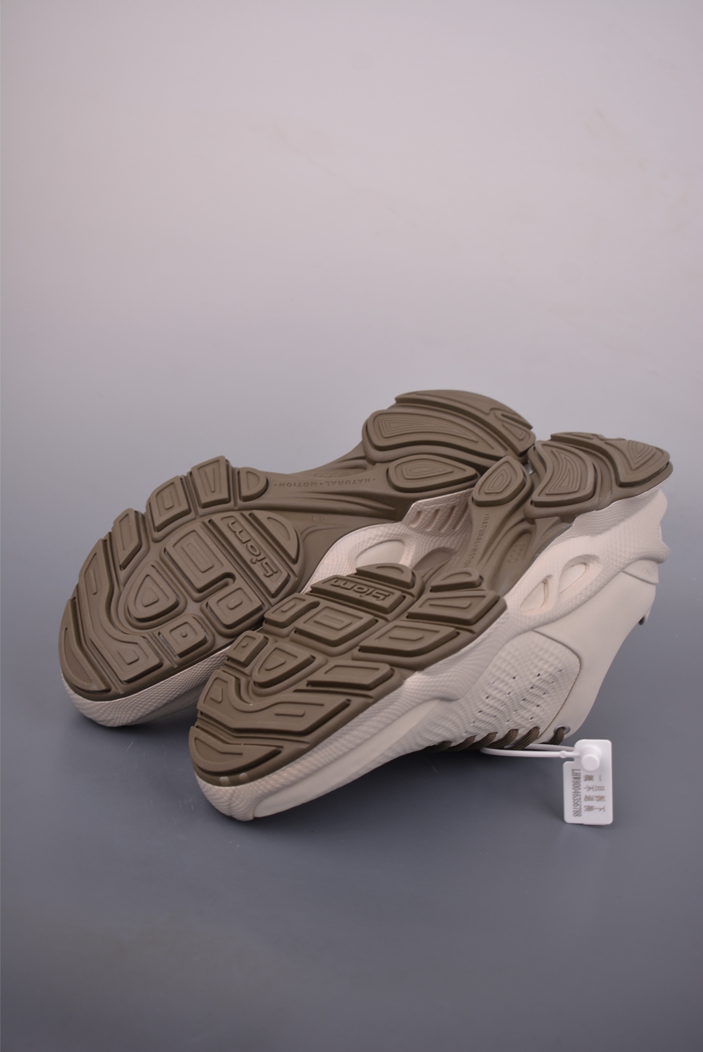 280 ECCO爱步老爹鞋男士夏季新款 全头层百搭潮流户外运动鞋 800434