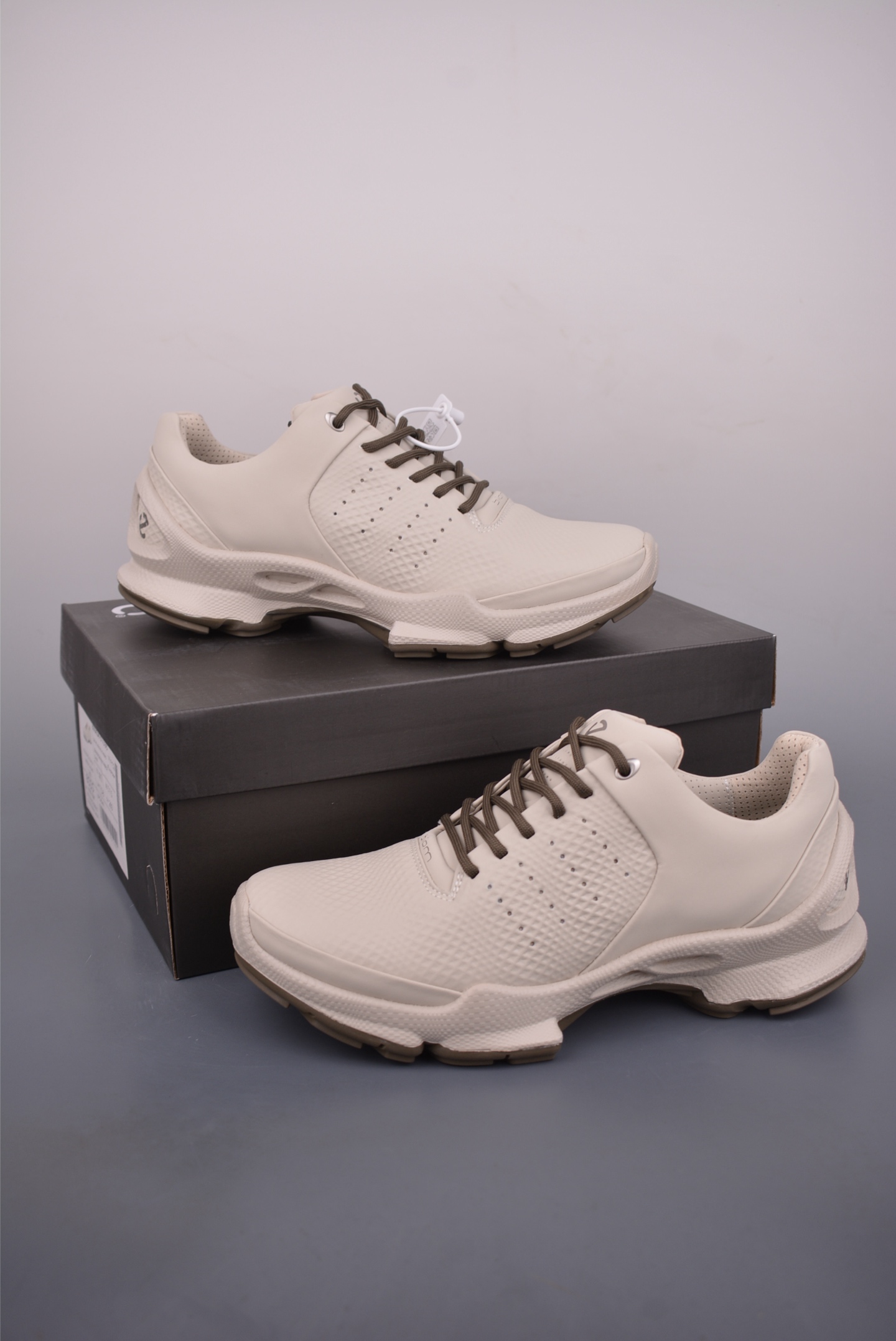 280 ECCO爱步老爹鞋男士夏季新款 全头层百搭潮流户外运动鞋 800434