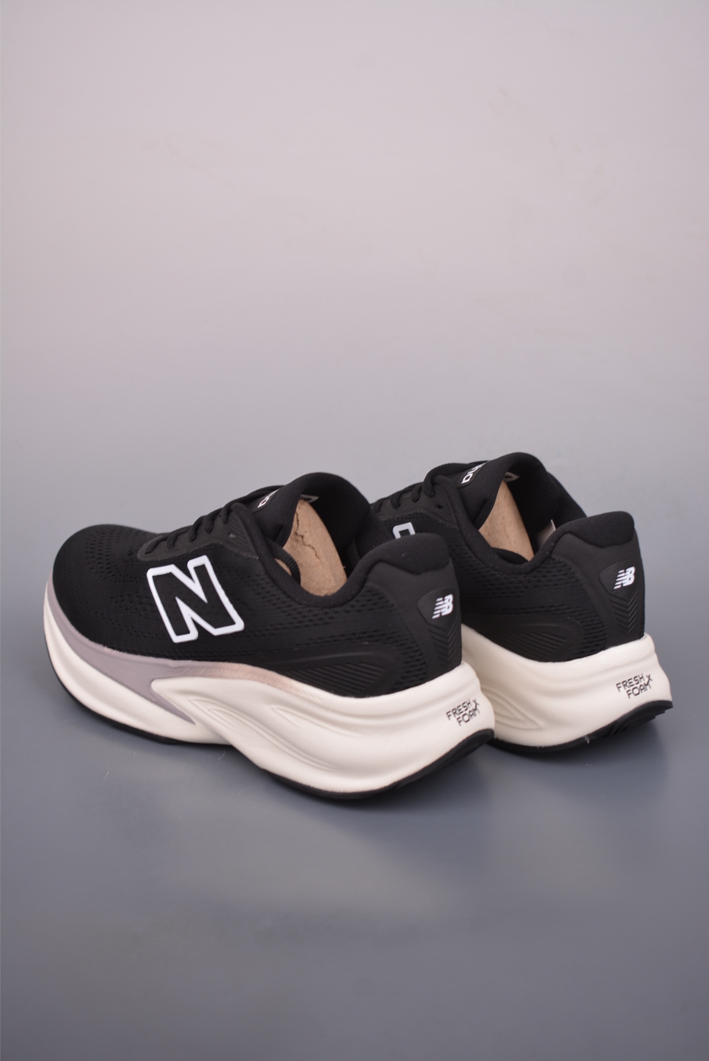200 New Balance NB FuelCell Supercomp NB跑步鞋 MMOR68