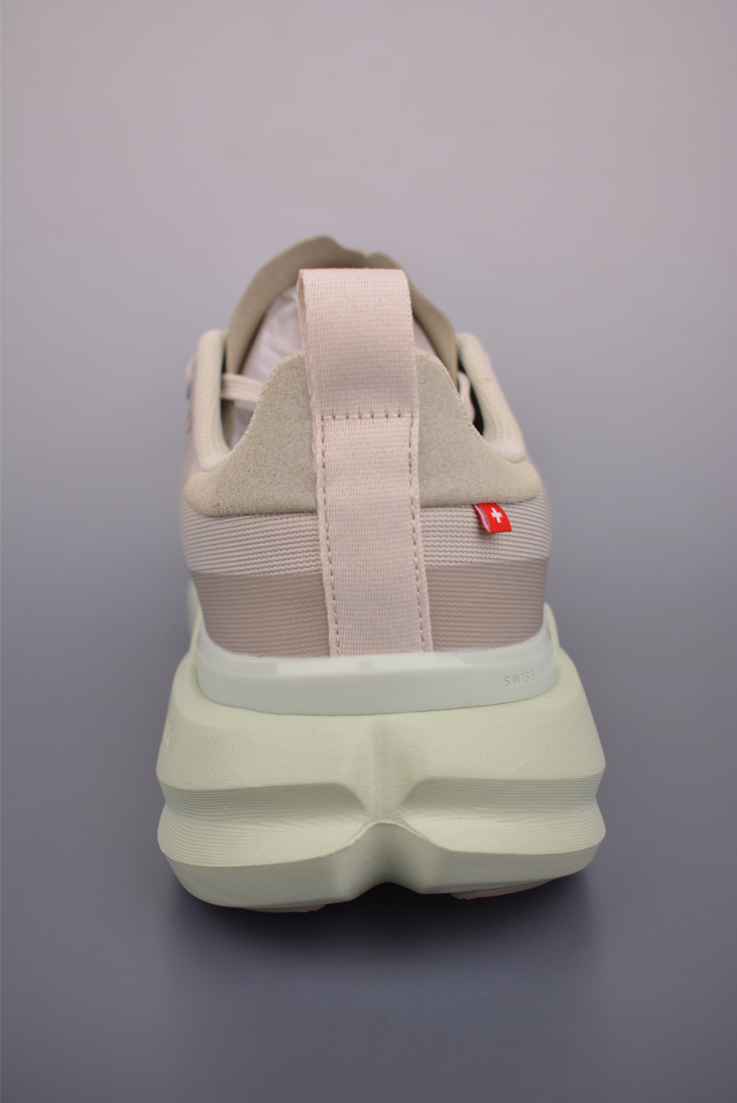 170 On昂跑 Cloud X 4 户外街头机能风跑步鞋 Cloud Hi Edge户外机能融合街头潮流 3WF3032431