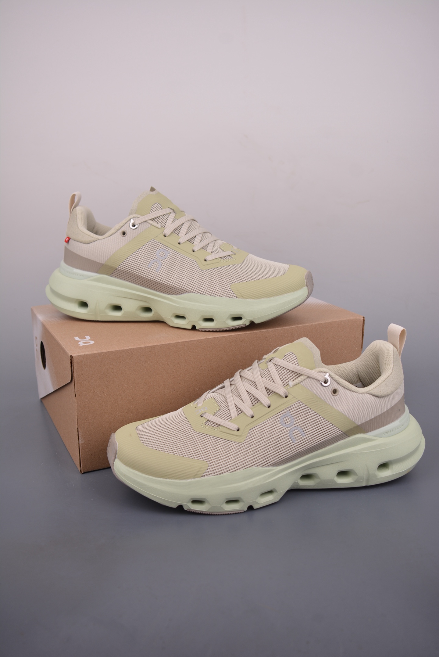 170 On昂跑 Cloud X 4 户外街头机能风跑步鞋 Cloud Hi Edge户外机能融合街头潮流 3WF3032431