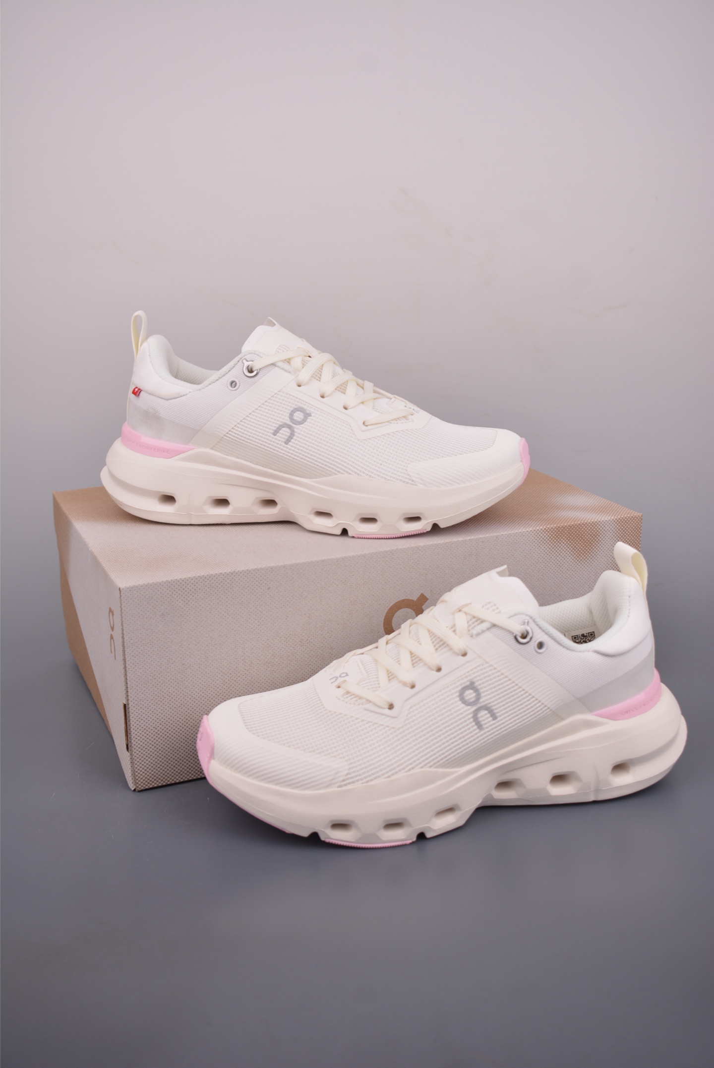 170 On昂跑 Cloud X 4 户外街头机能风跑步鞋 Cloud Hi Edge户外机能融合街头潮流 3WF30324315