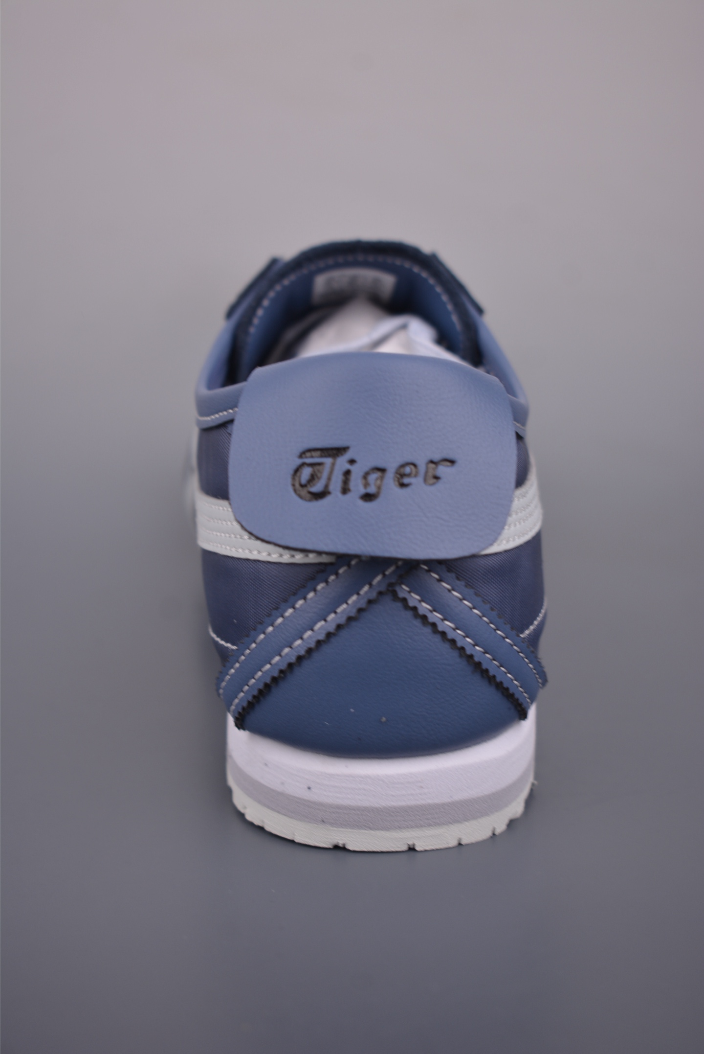 150 Asics鬼冢虎 MEXICO 66 NM 做工精赞 1183C460-400