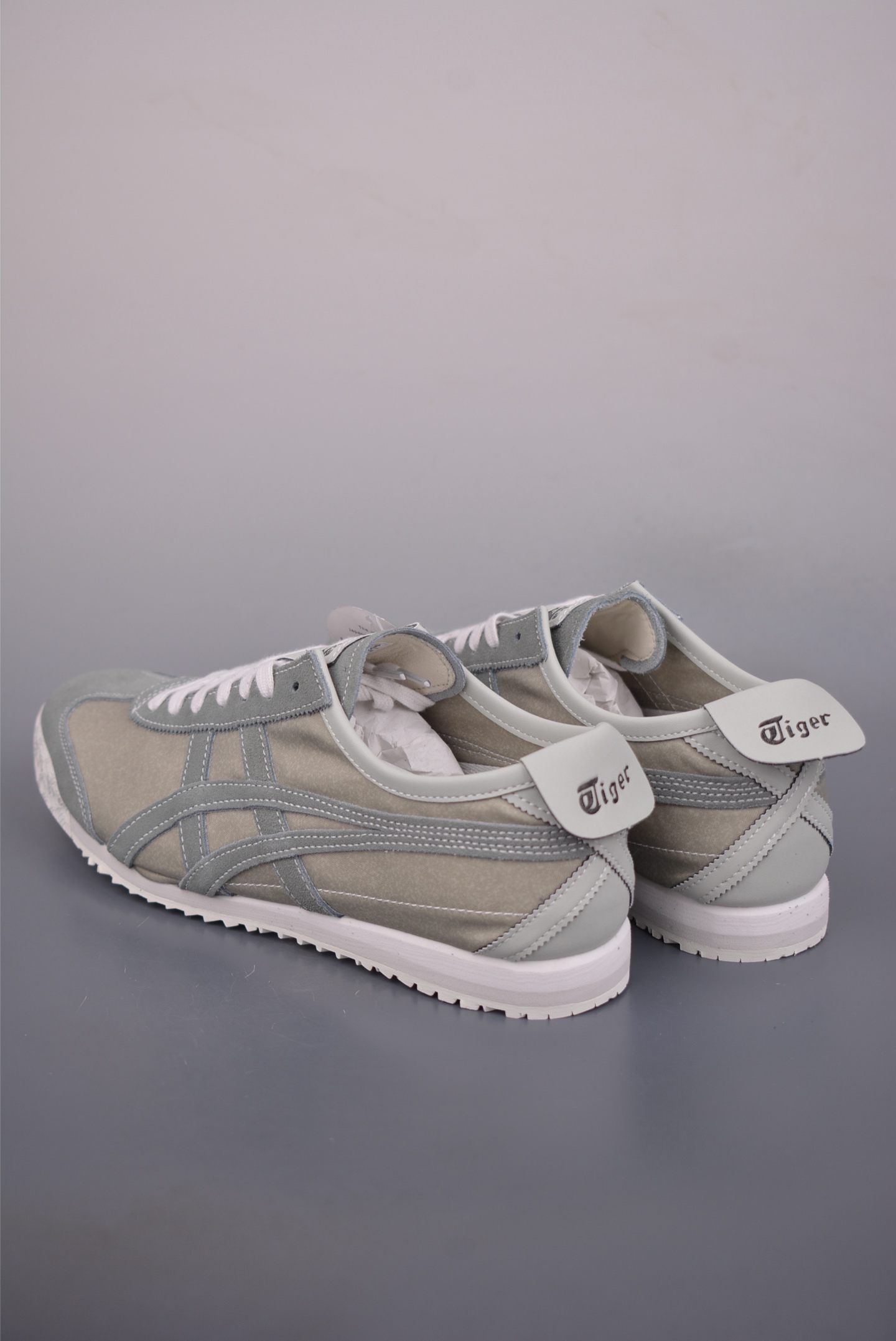 150 Asics鬼冢虎 MEXICO 66 NM 做工精赞 1183C176-021