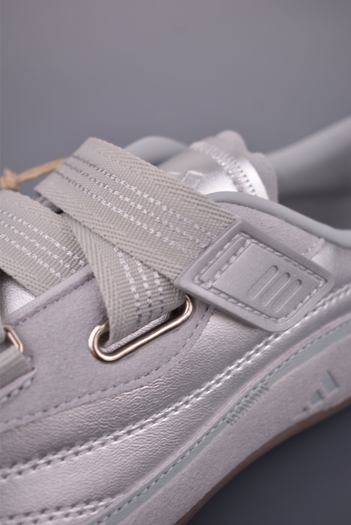 180 adidas FOS URBAN REVERIE 舒适时尚 阿迪fos芭蕾鞋 JQ9392