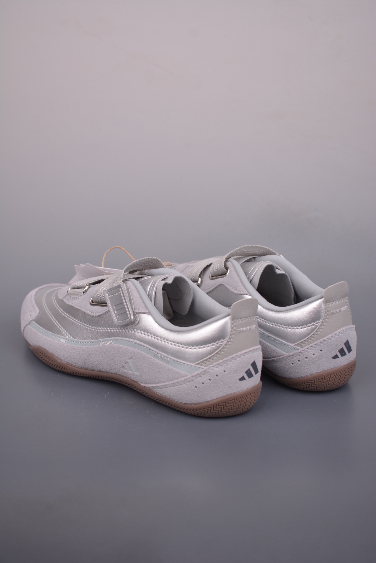 180 adidas FOS URBAN REVERIE 舒适时尚 阿迪fos芭蕾鞋 JQ9392