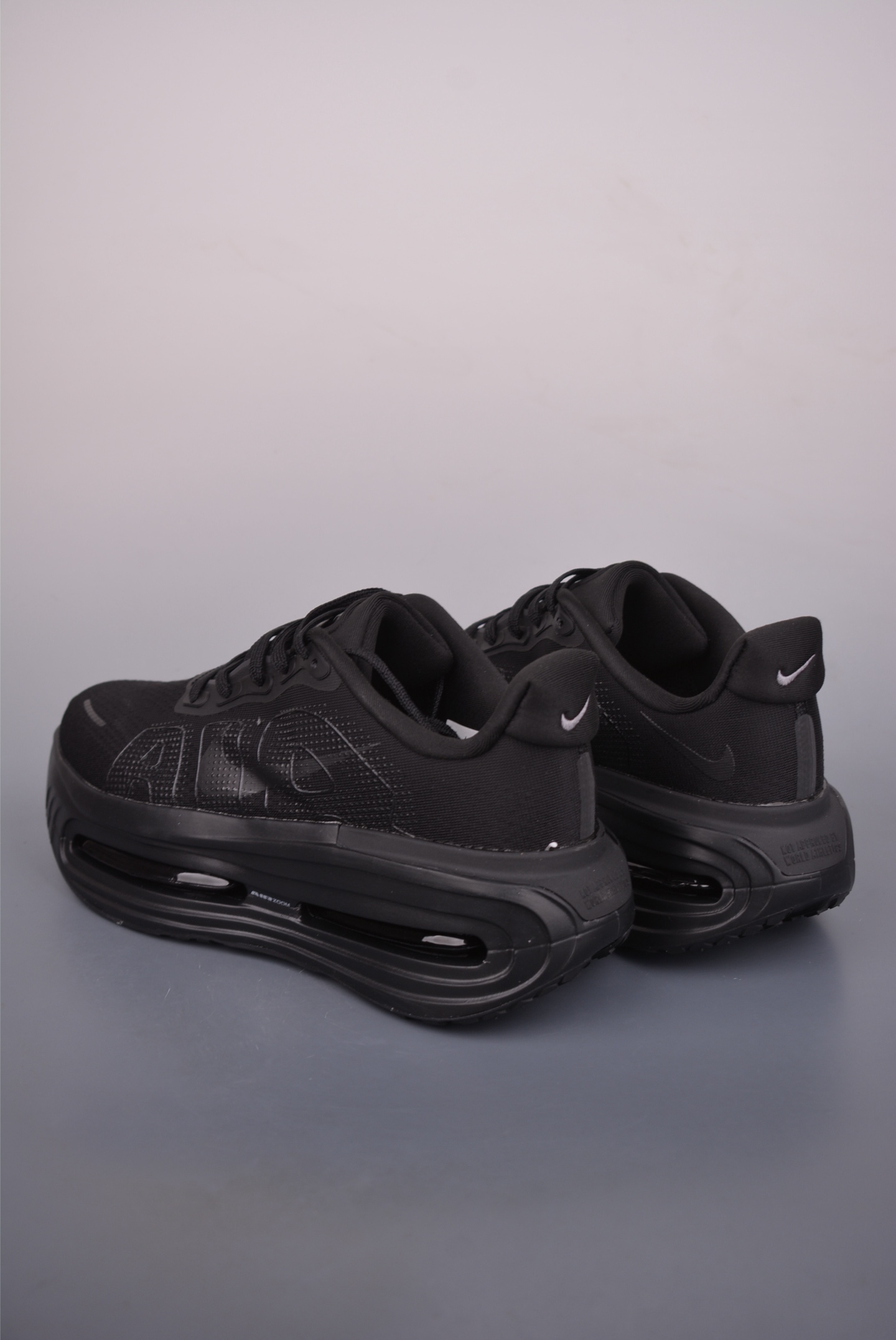 220 Nike Vomero premium Air气垫40周年 舒适百搭防滑耐磨 支撑缓震低帮 休闲跑步鞋 FN8453-002