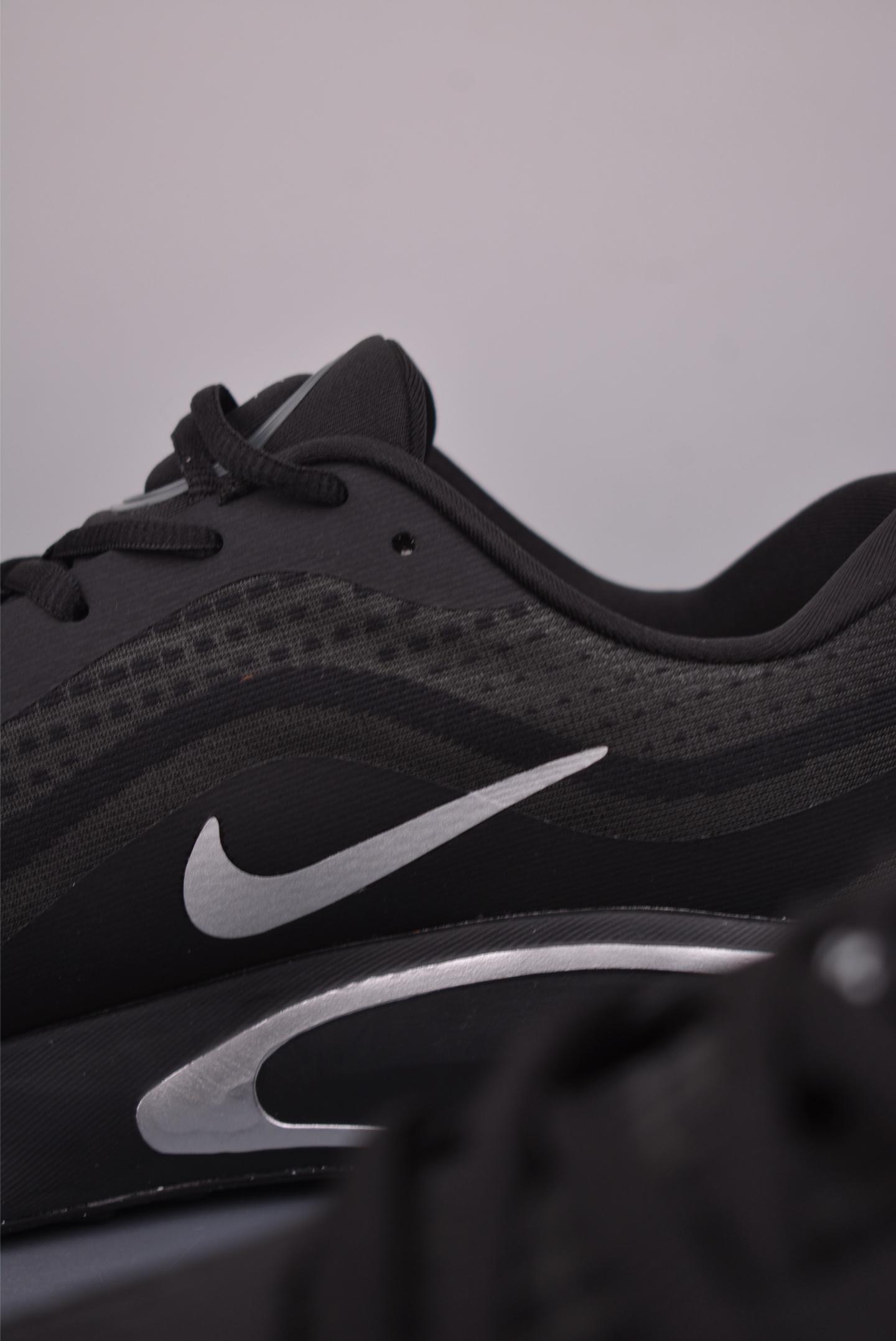 180 Nike Journey Run 2024跑步鞋 IM3374-001