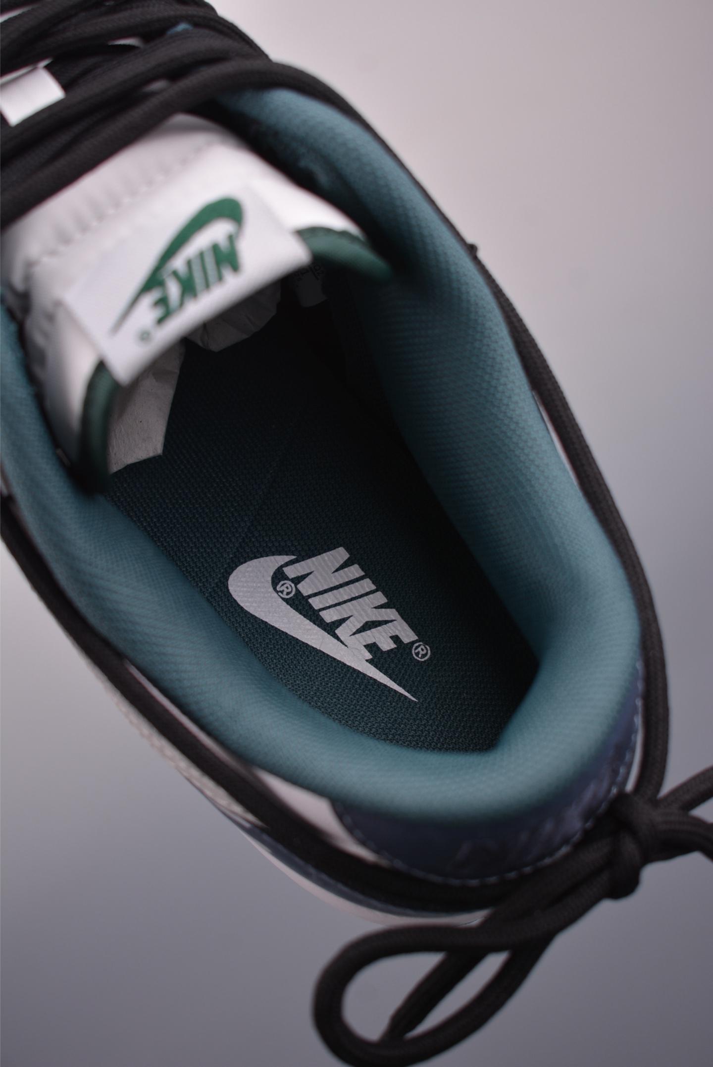 280 Nike SB Dunk Low 解构绑带 DV0833-111