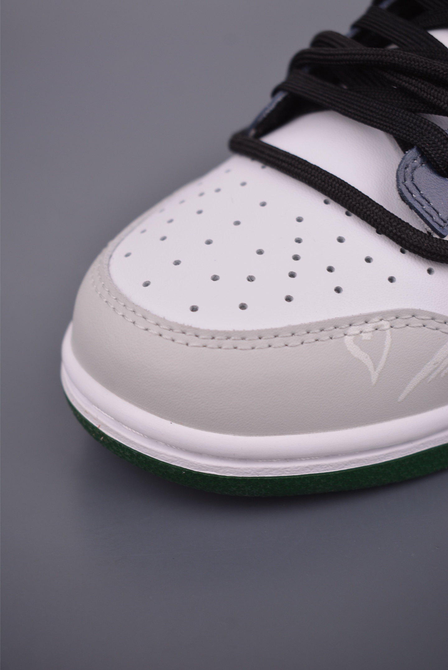 280 Nike SB Dunk Low 解构绑带 DV0833-111